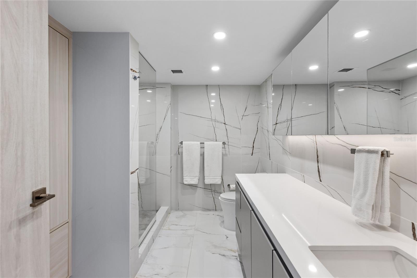 48 MUNOZ RIVERA AVE #2104