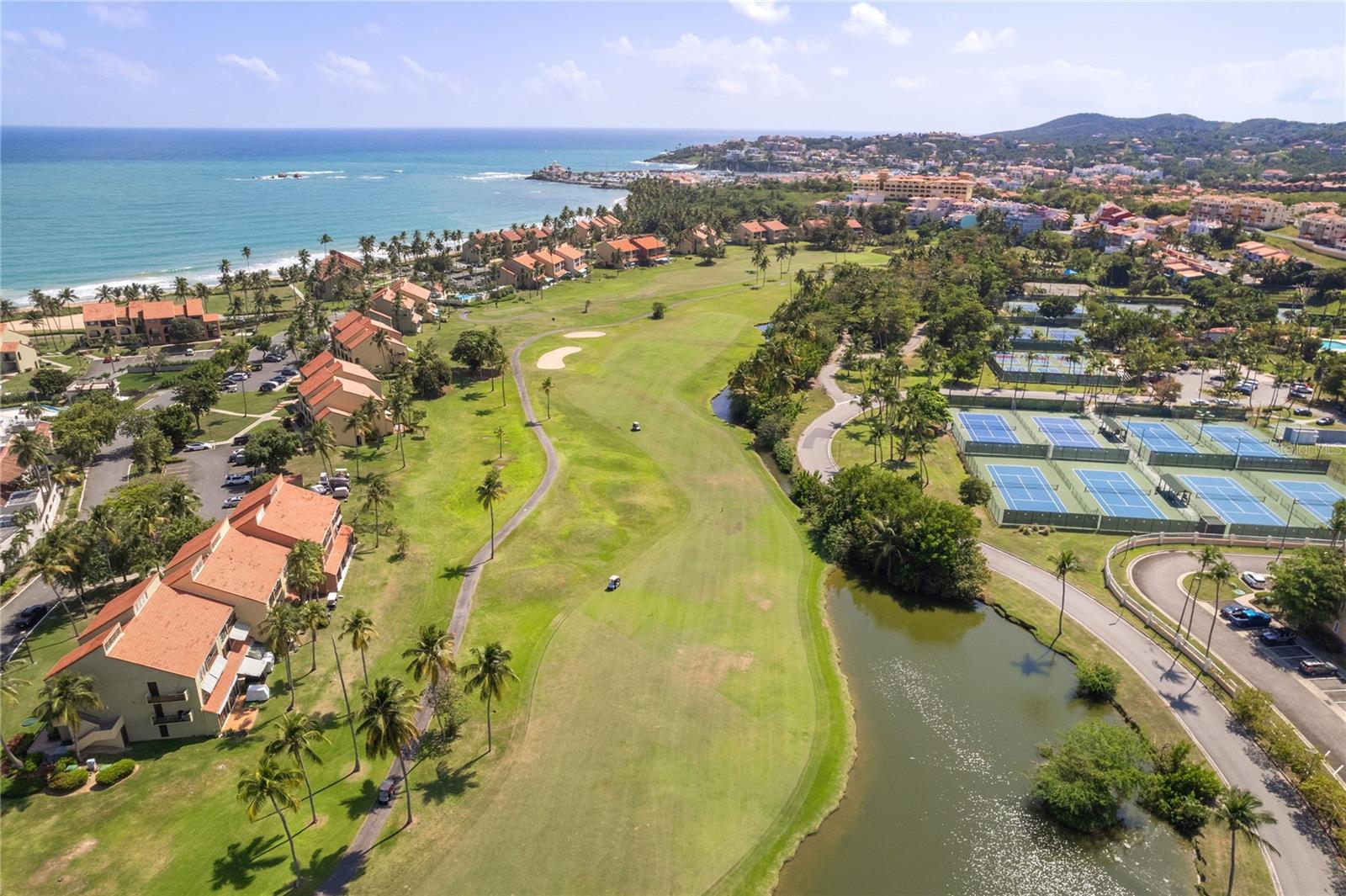 125 HARBOUR DRIVE DR #12