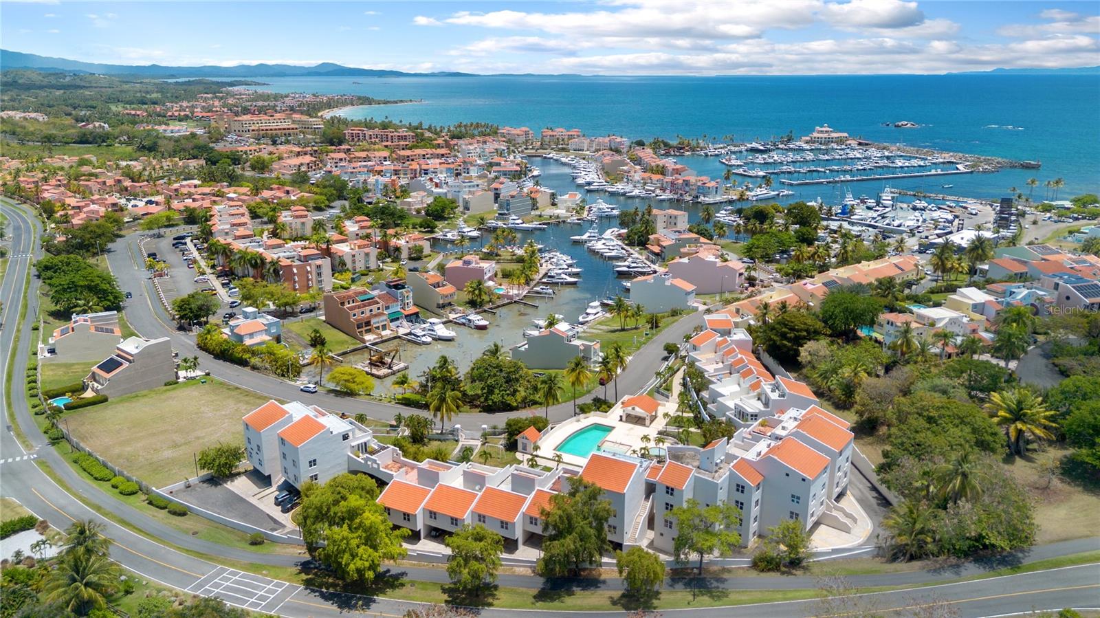 125 HARBOUR DRIVE DR #12