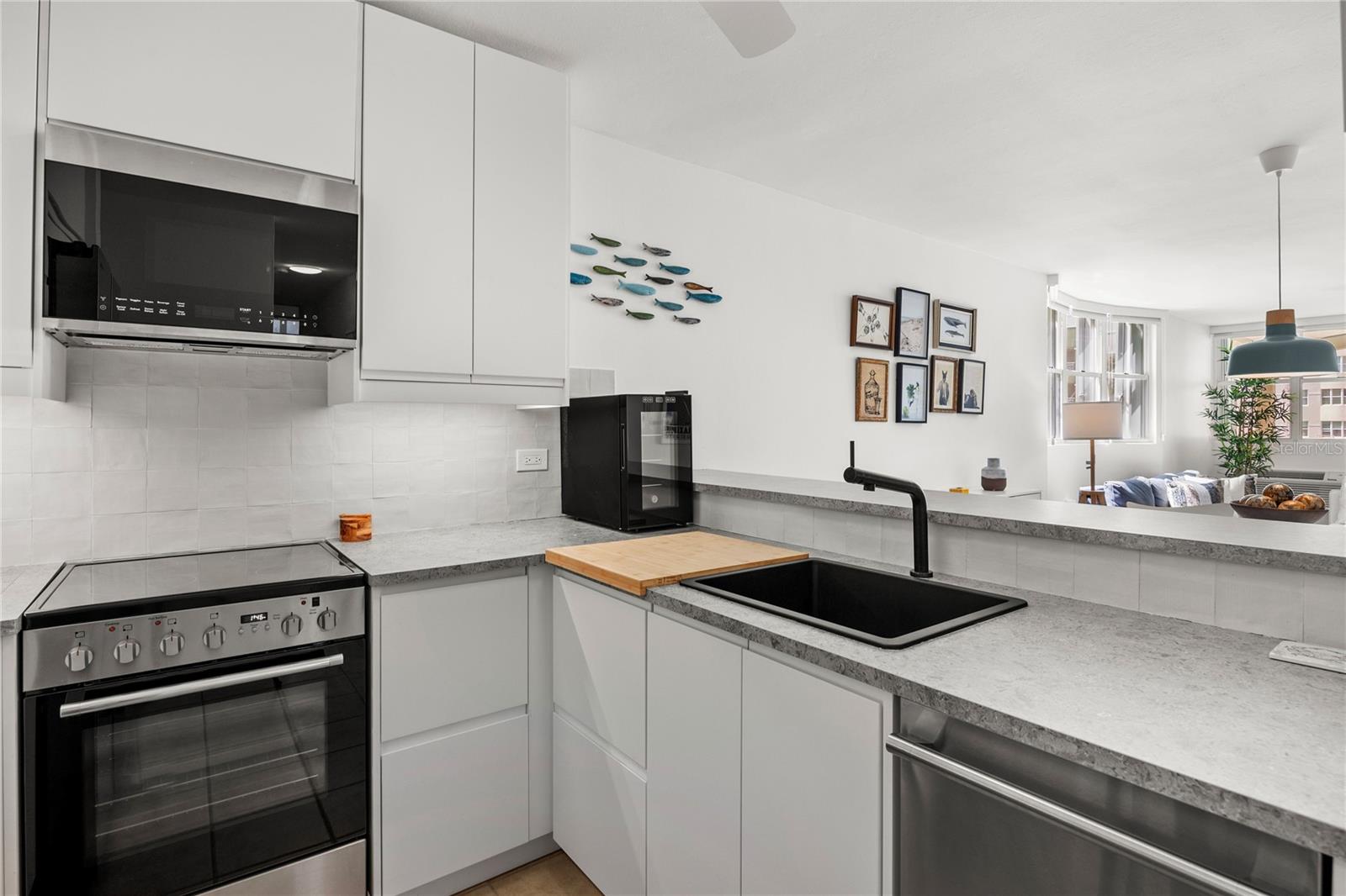 400 PR-4466 HAUDIMAR BEACH APARTMENTS #H102