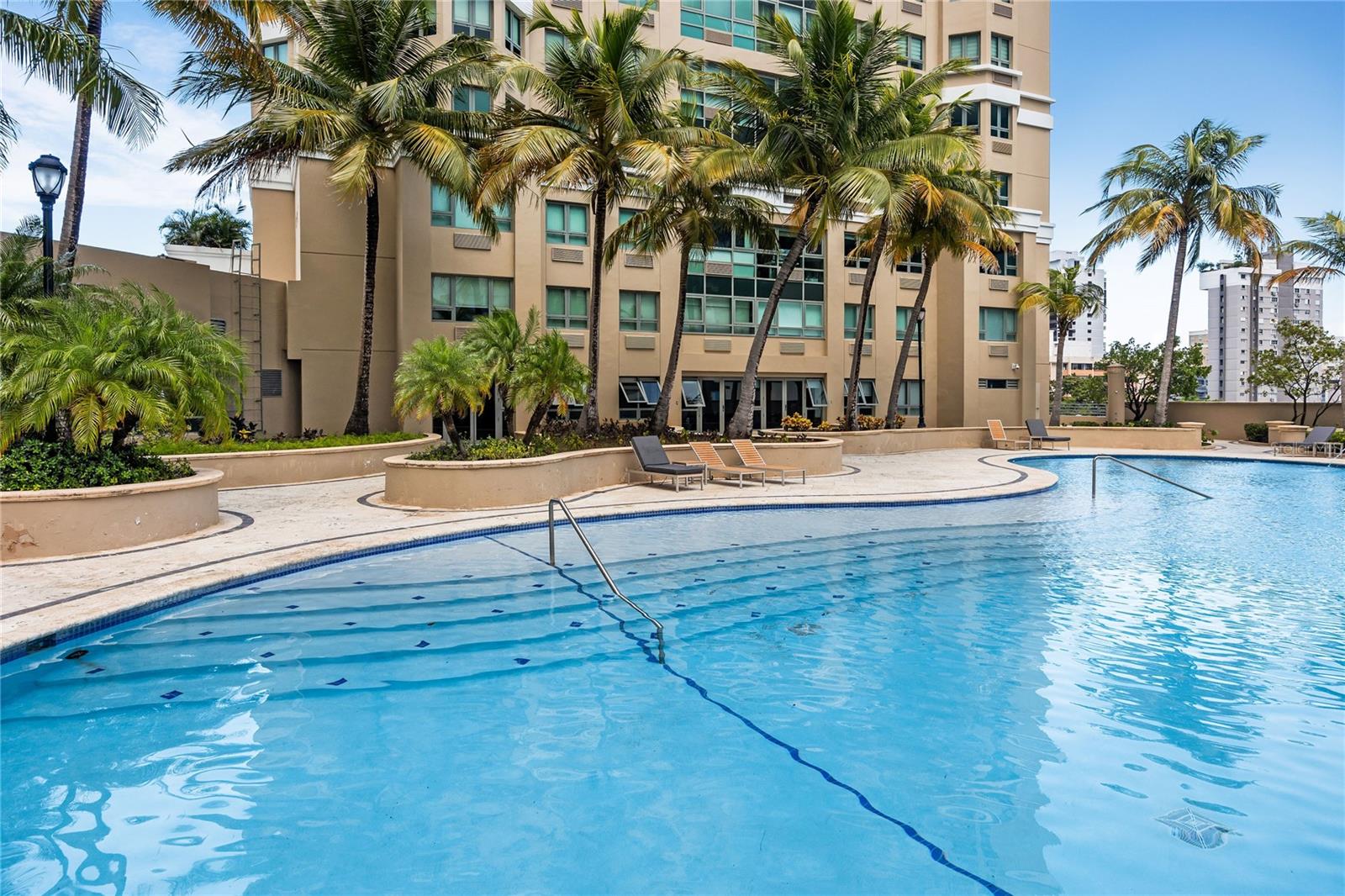 103-105 DE DIEGO AVE #1801N