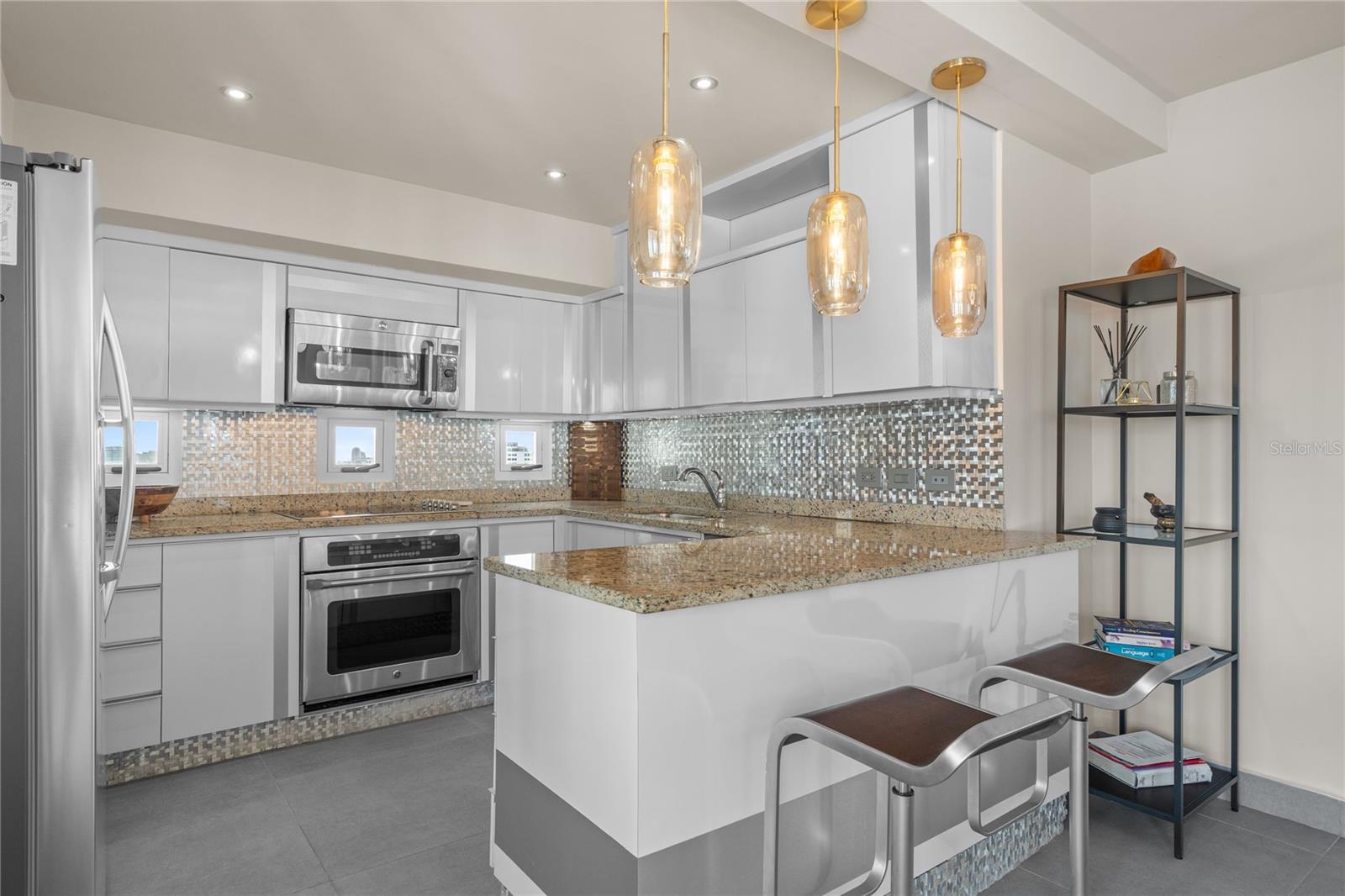 103-105 DE DIEGO AVE #1801N