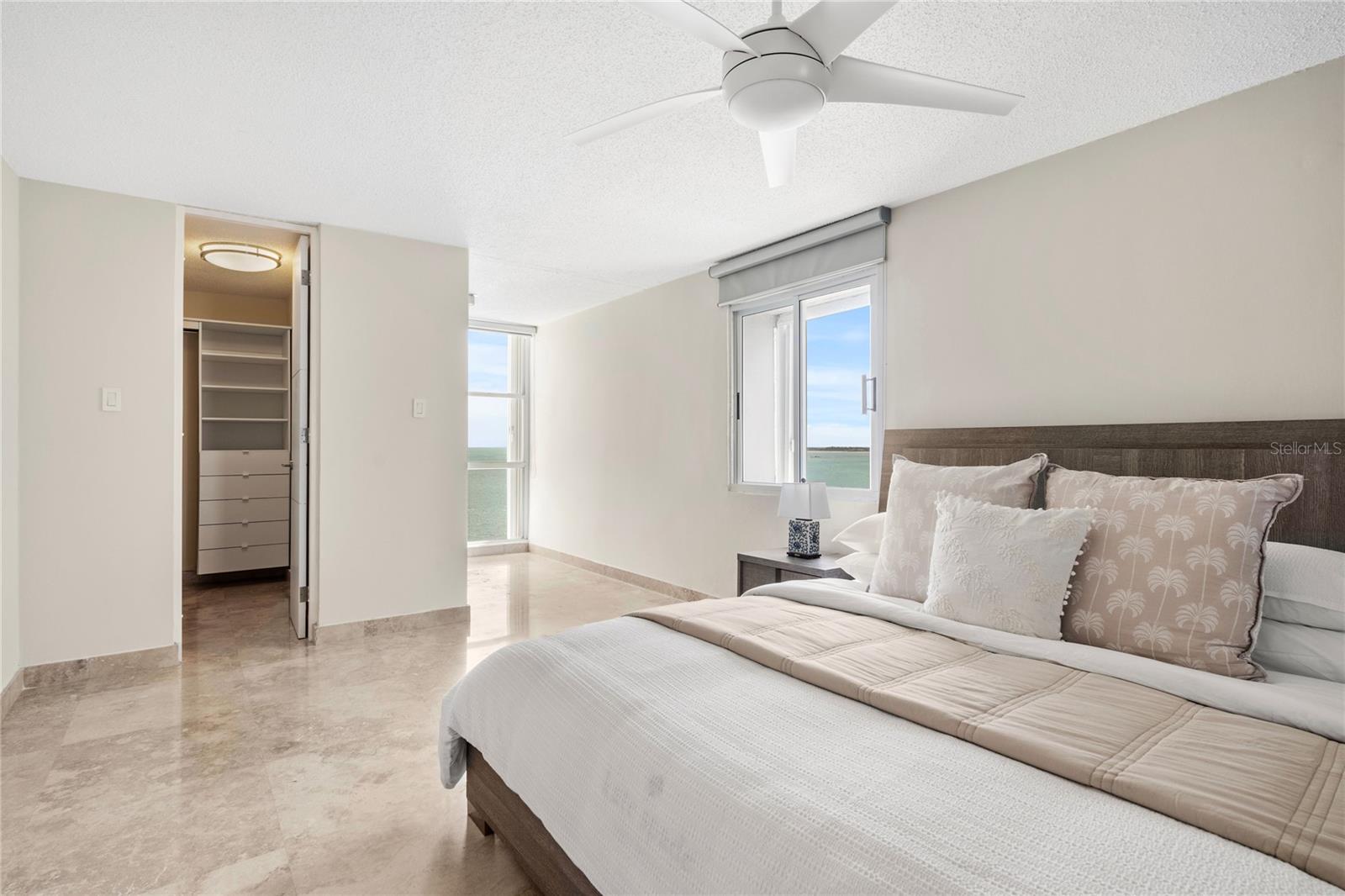 3307 ISLA VERDE AVE #1102