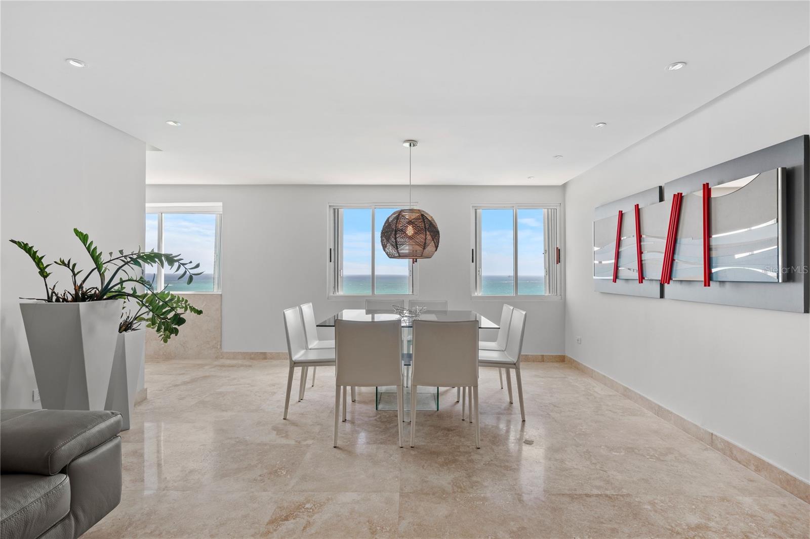 3307 ISLA VERDE AVE #1102