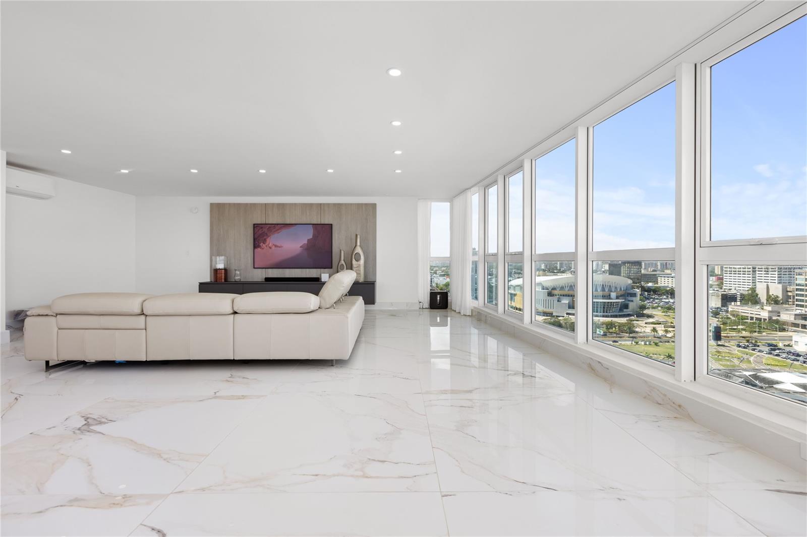 48 MUNOZ RIVERA AVE #2104