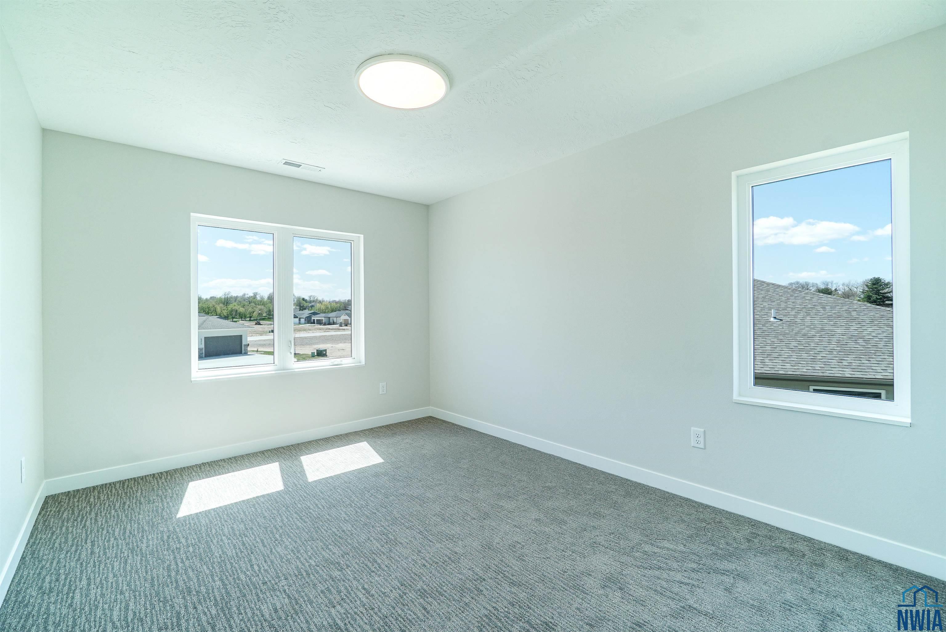 5224 LYNX CT