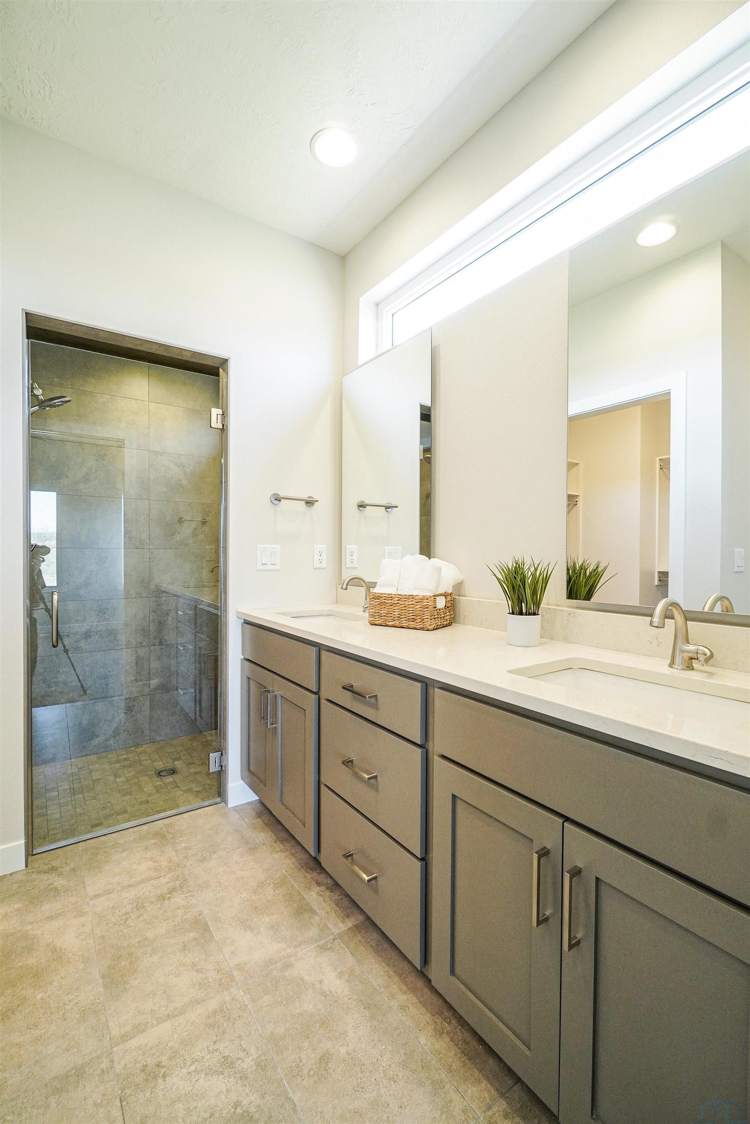5224 LYNX CT