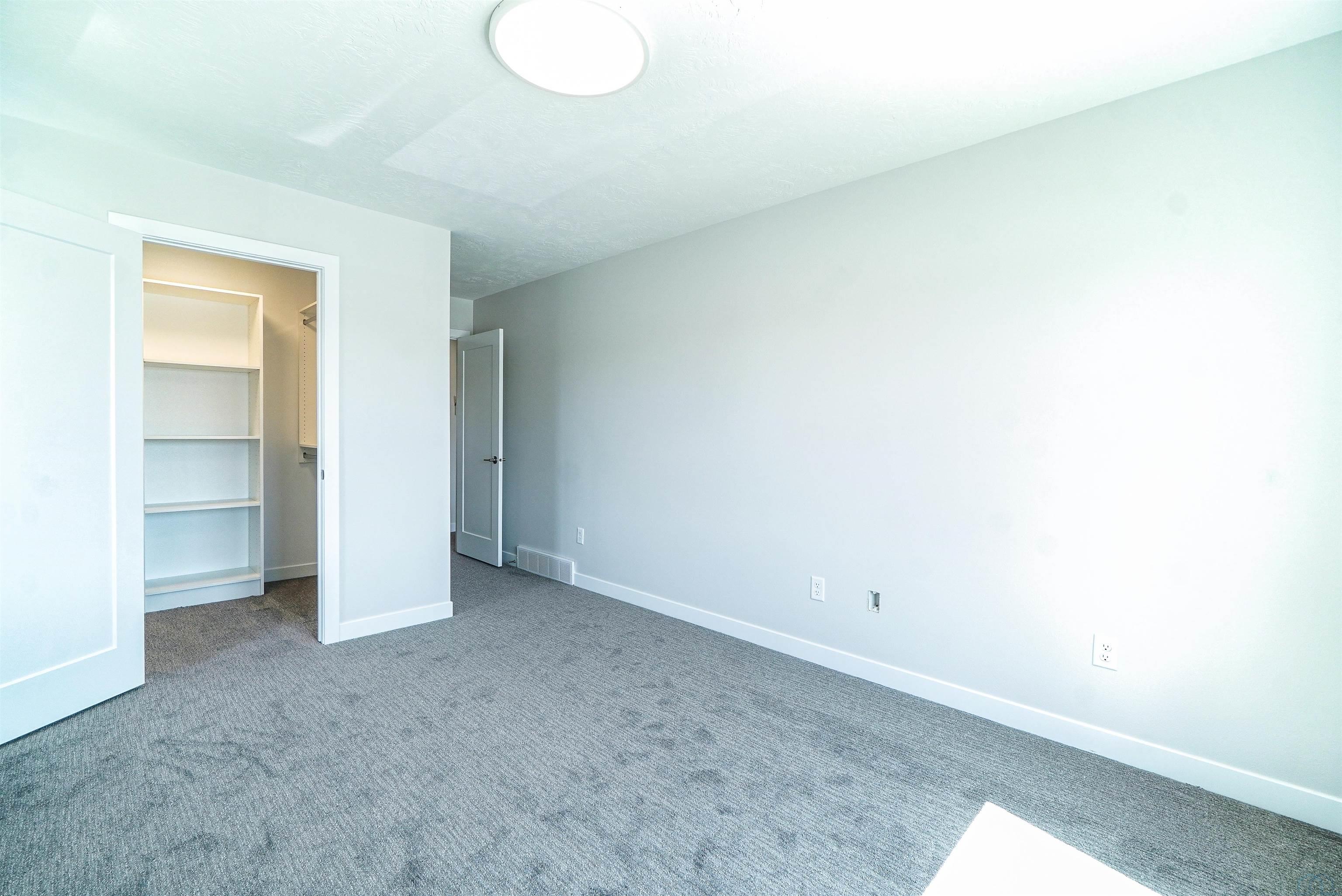 5224 LYNX CT
