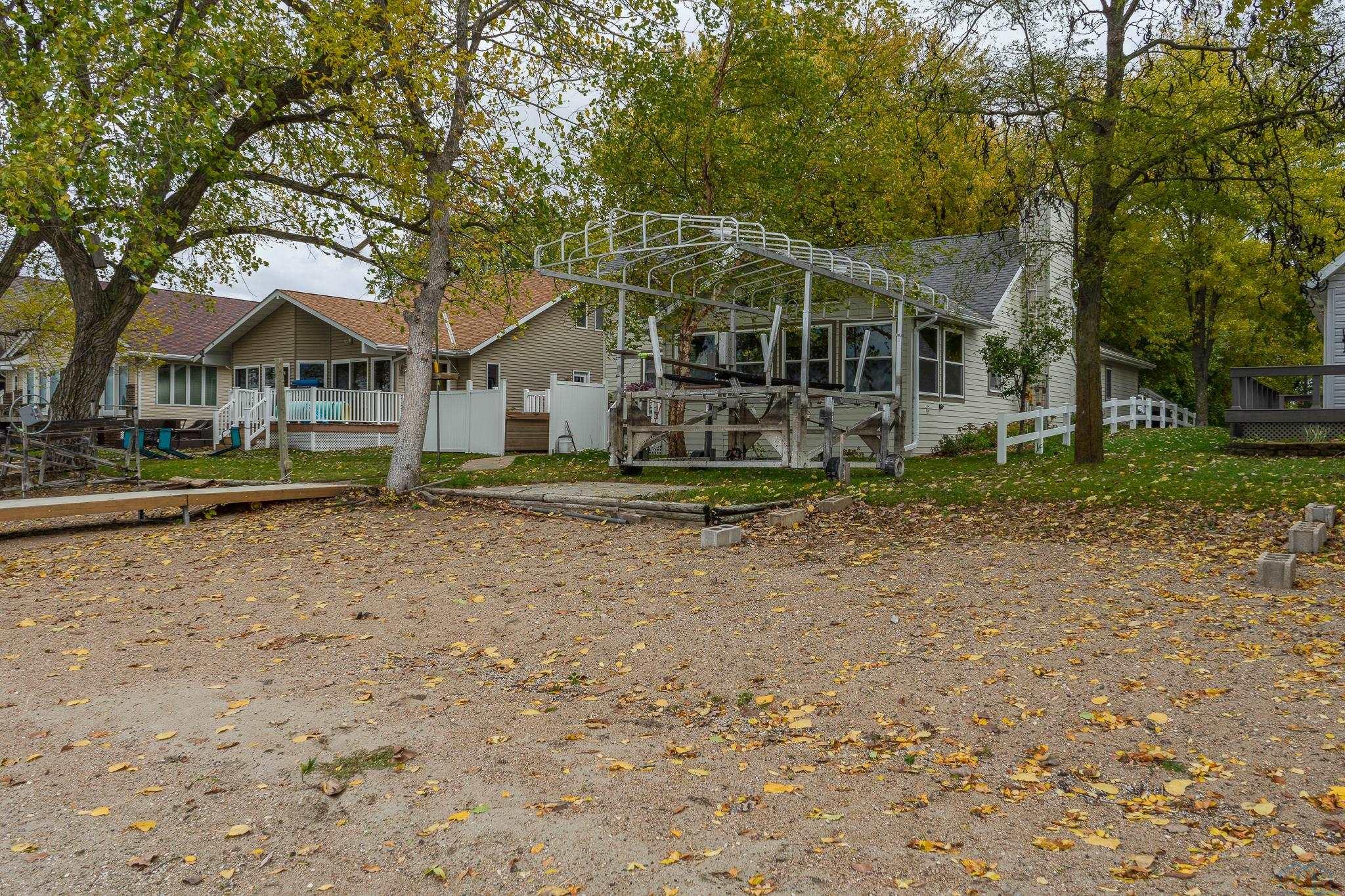 11049 E Village Circle