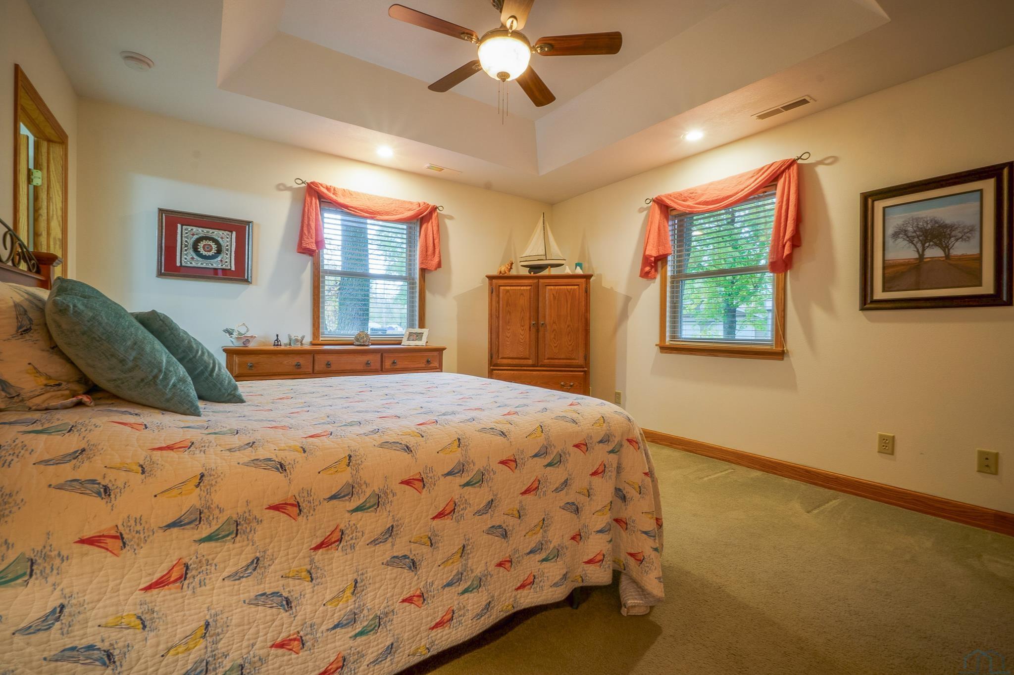 11049 E Village Circle