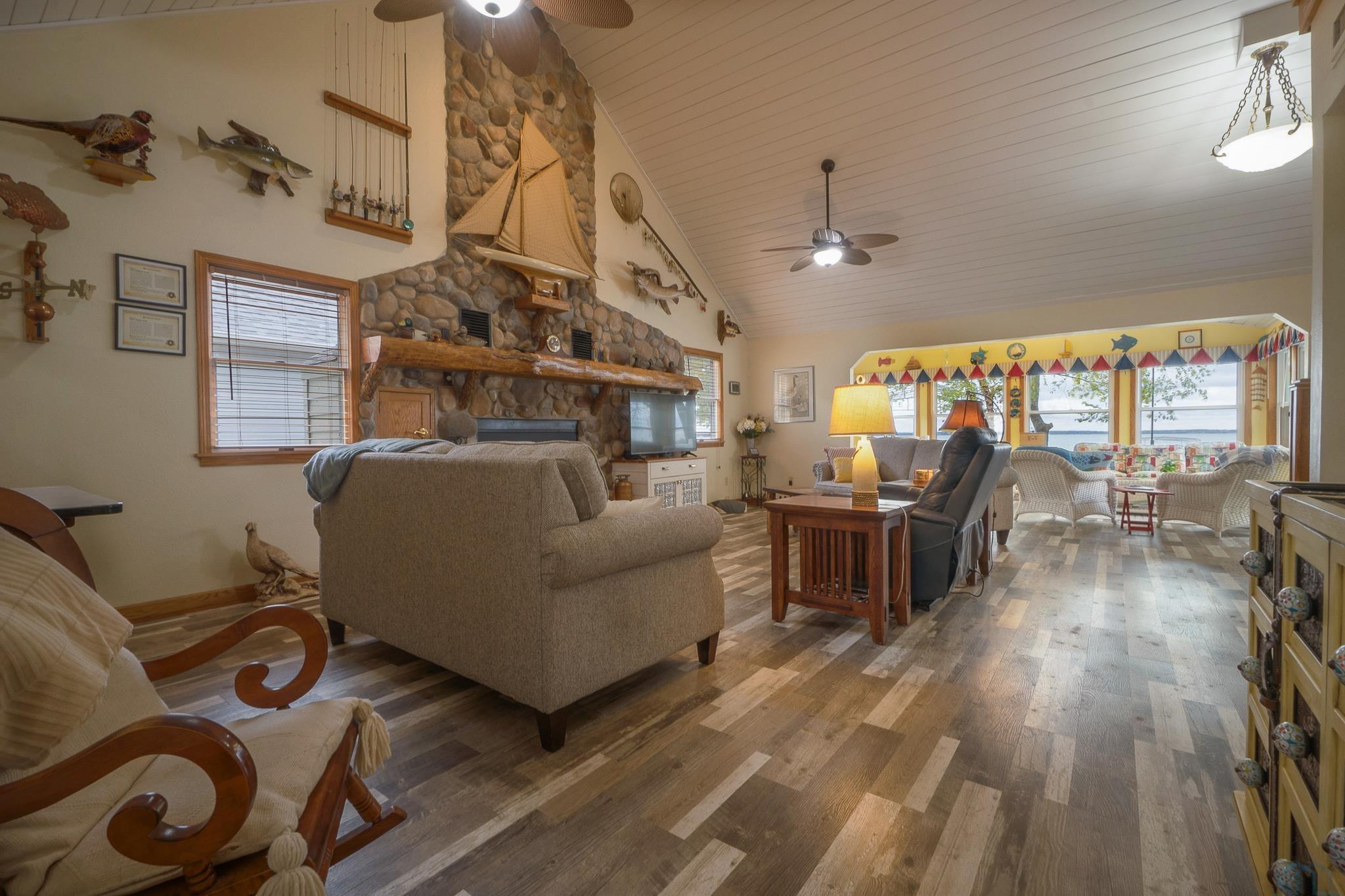 11049 E Village Circle