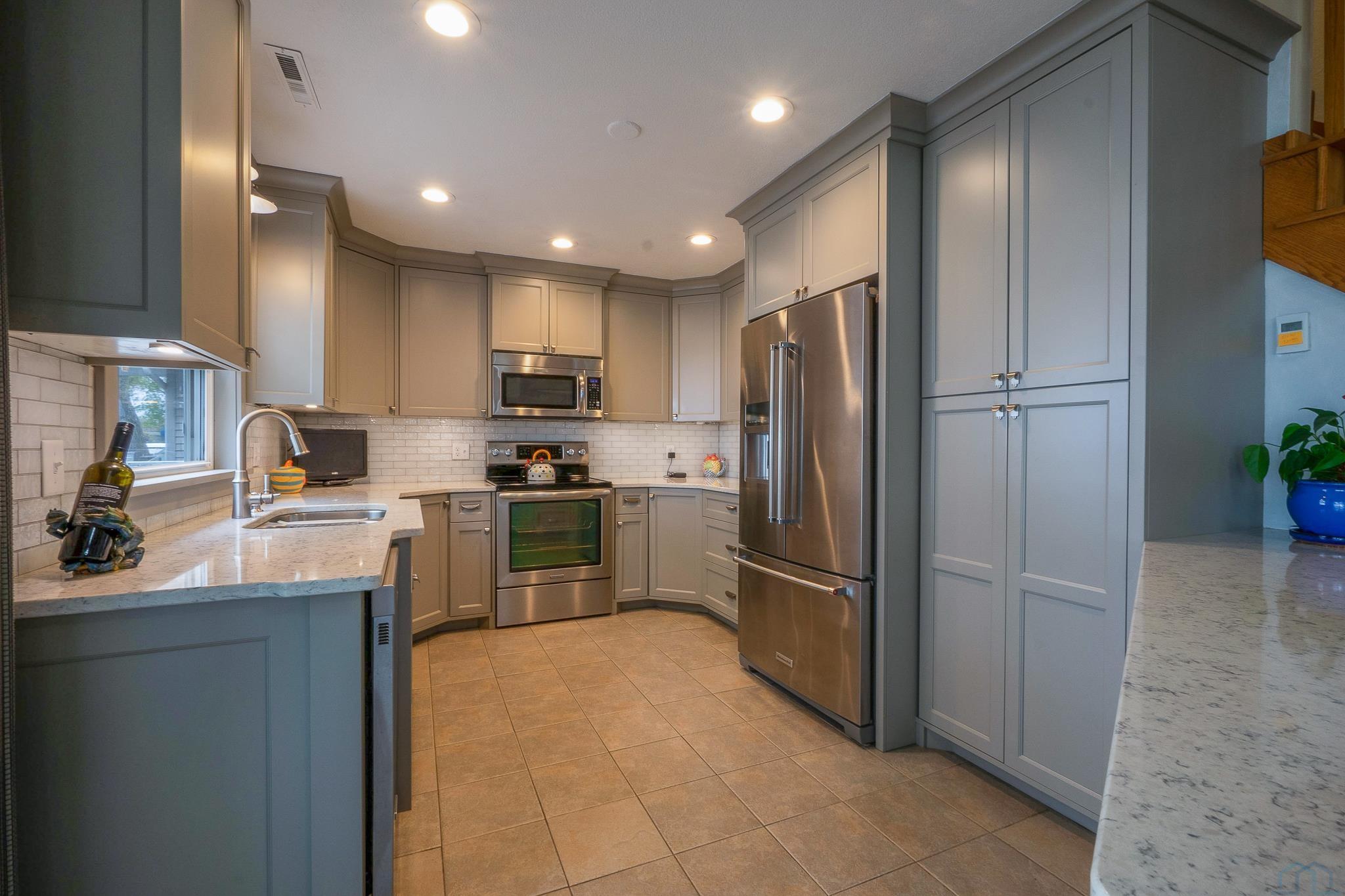 11049 E Village Circle