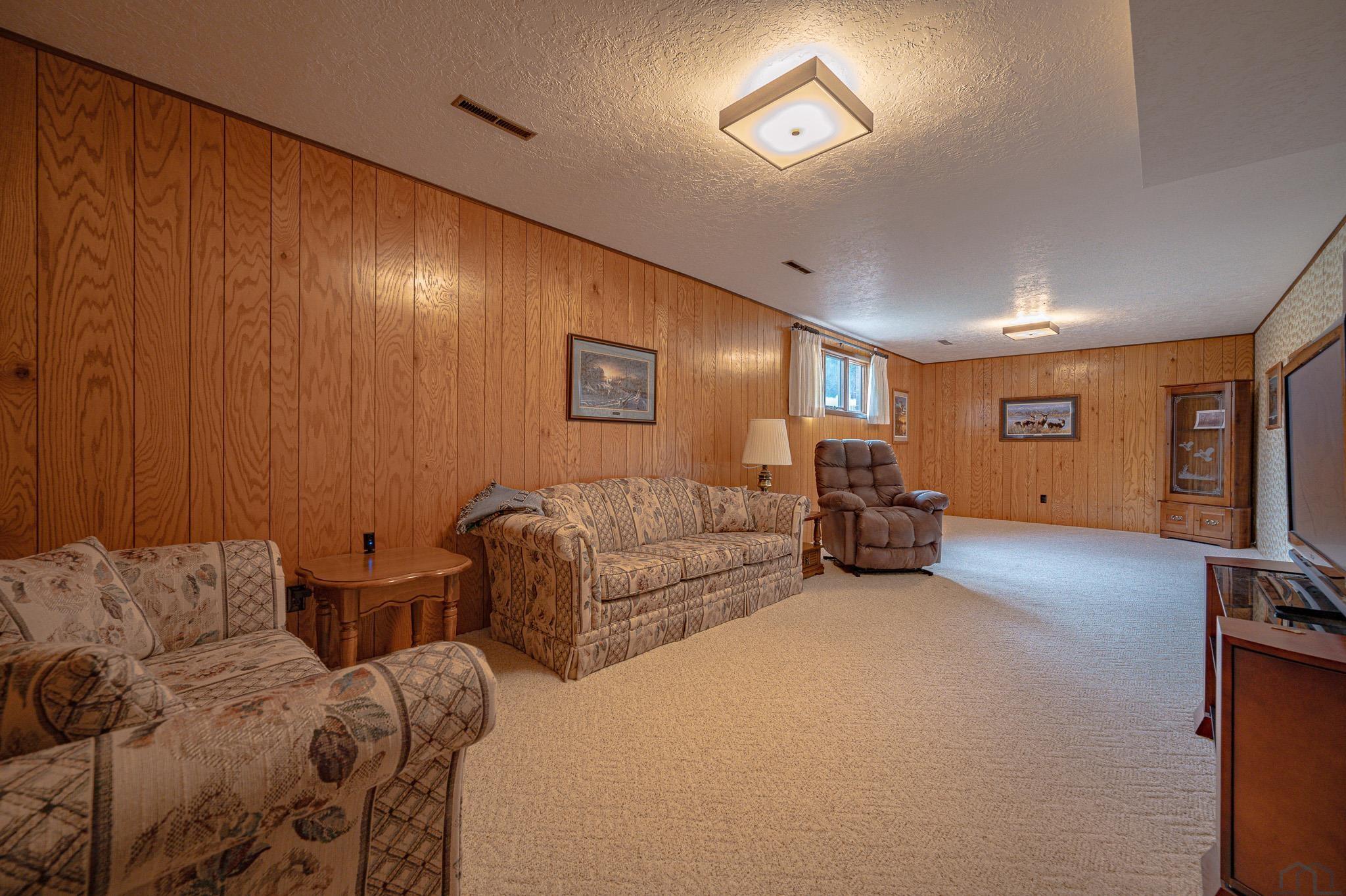 4130 Natalia Way