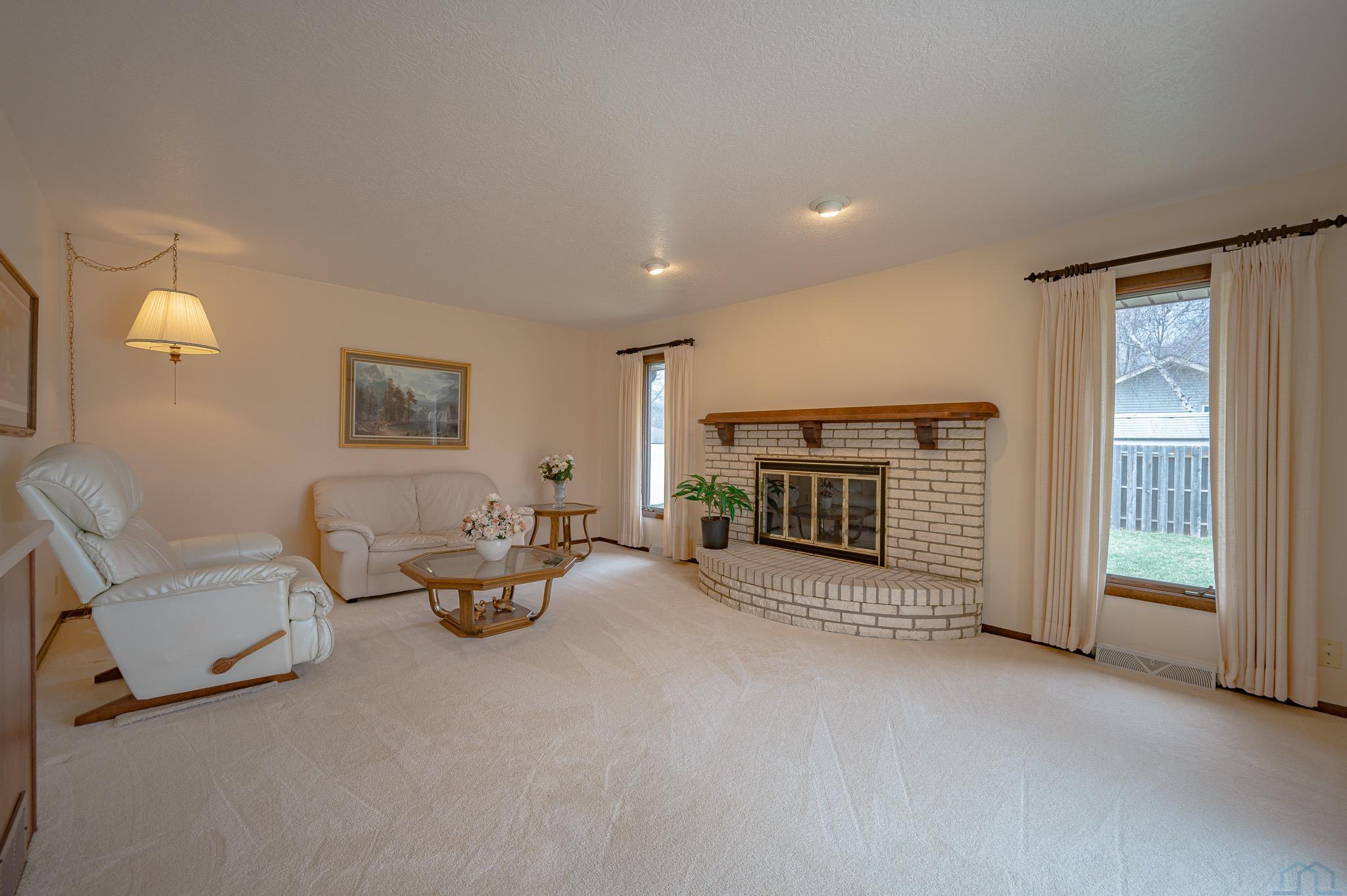 4130 Natalia Way