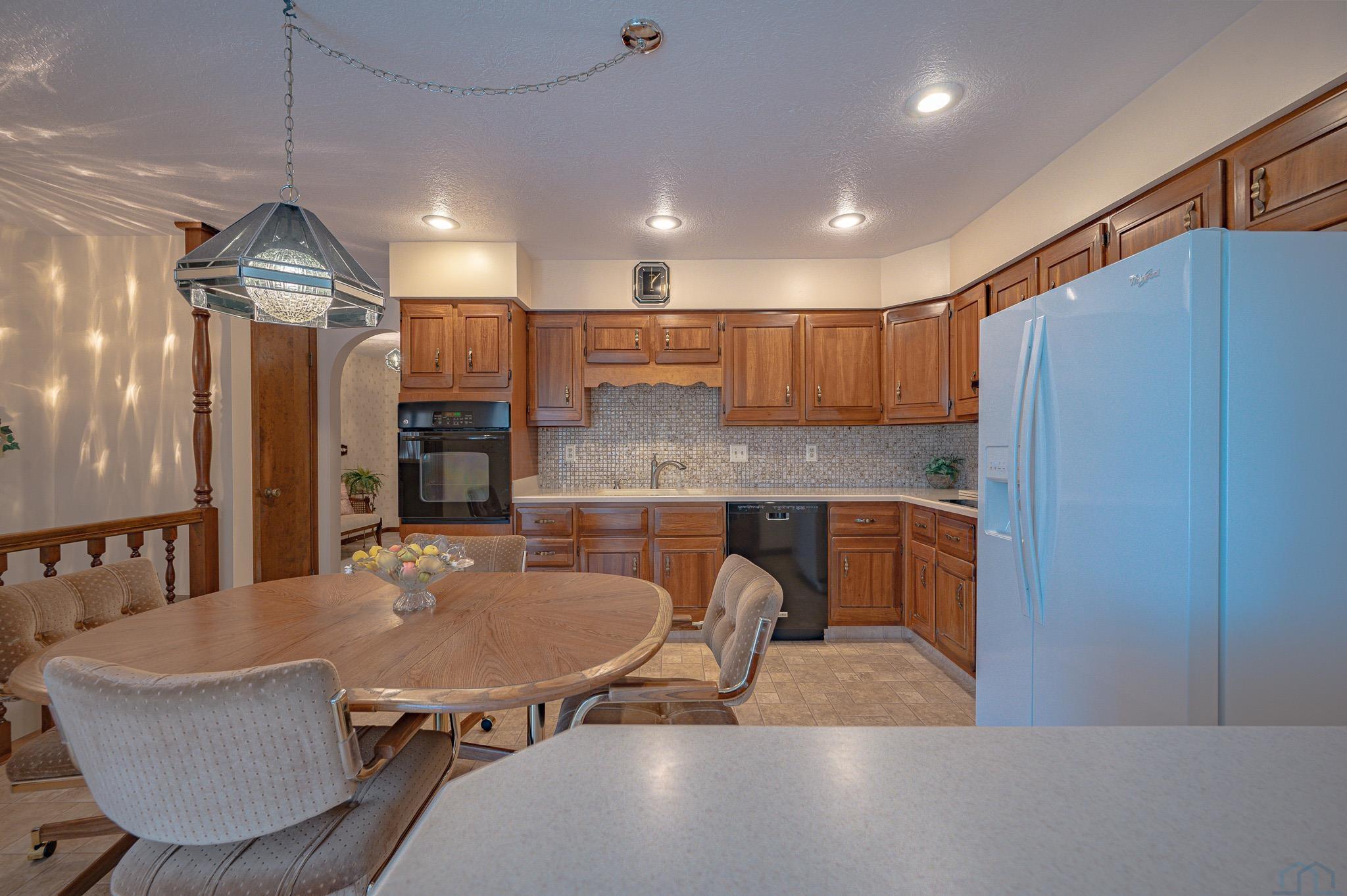 4130 Natalia Way