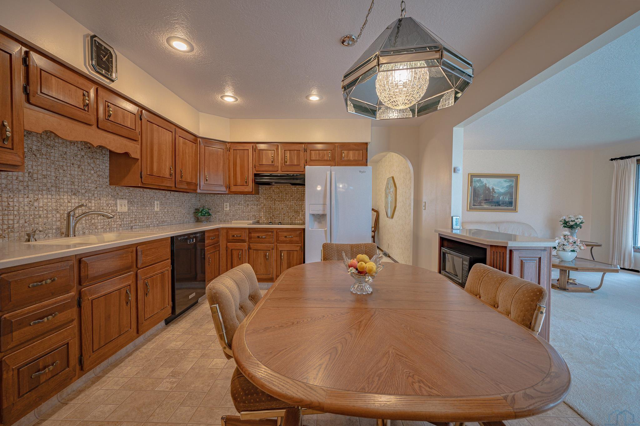 4130 Natalia Way