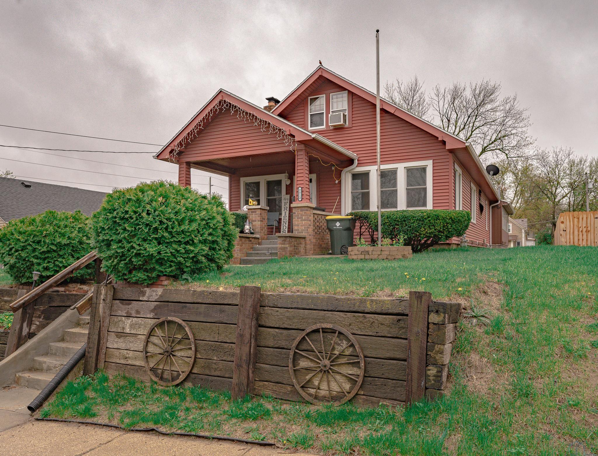 2012 W 5TH ST