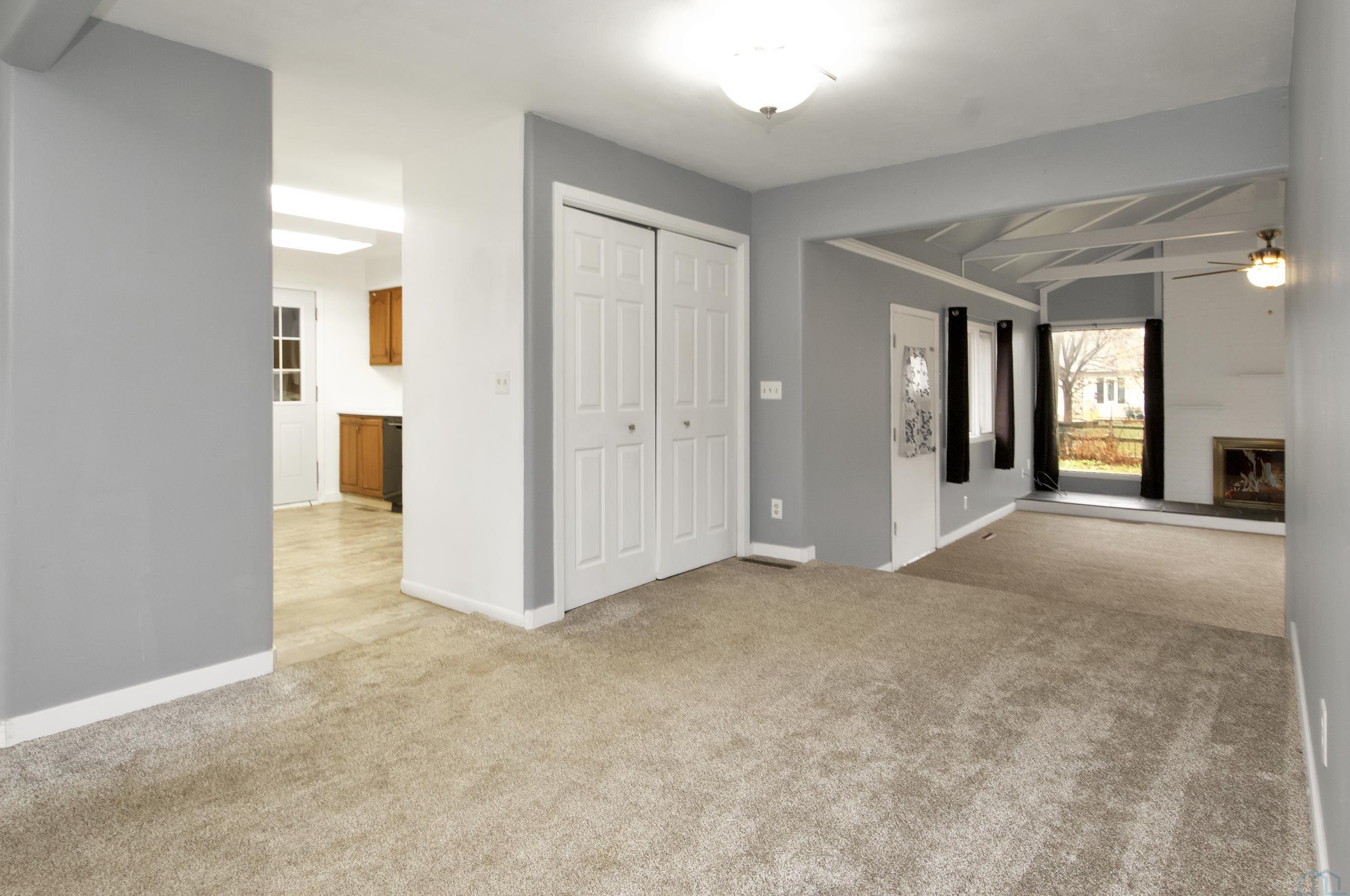 425 Victoria Court