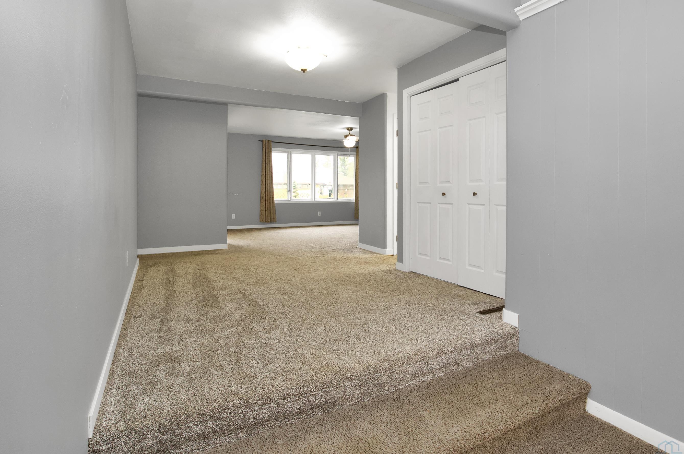 425 Victoria Court