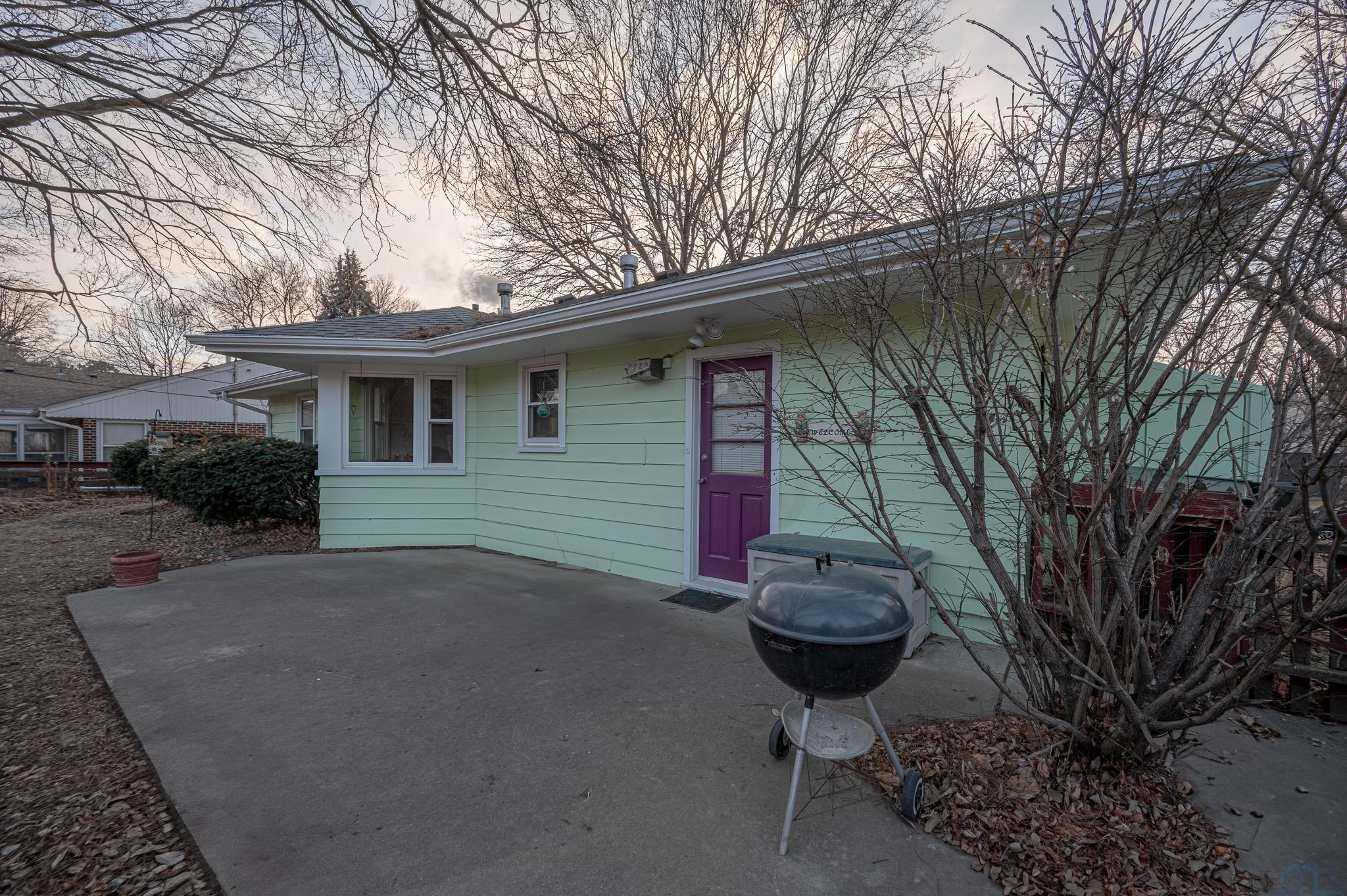 3606 Pierce Pl.