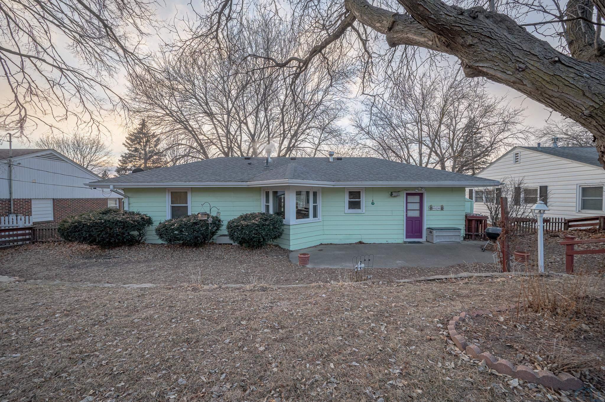 3606 Pierce Pl.