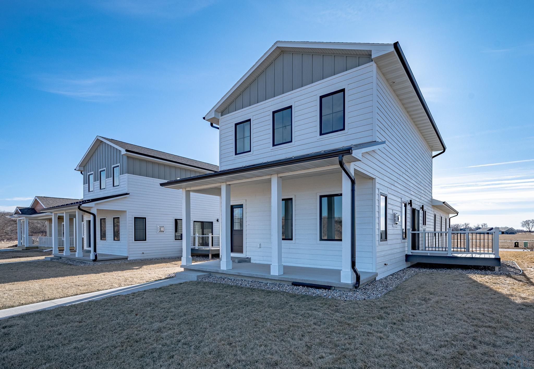 3344 Willow Gardens