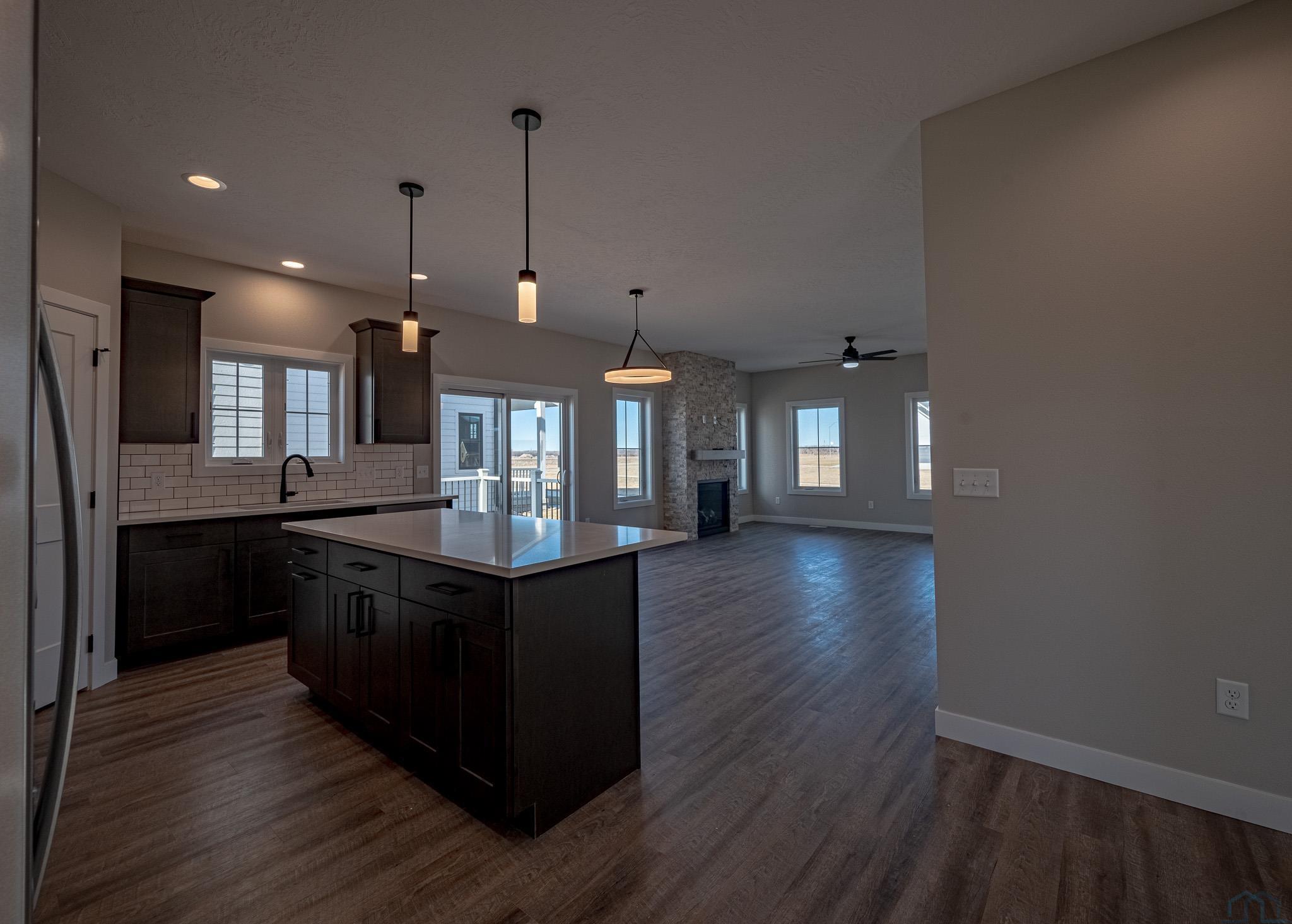 3344 Willow Gardens