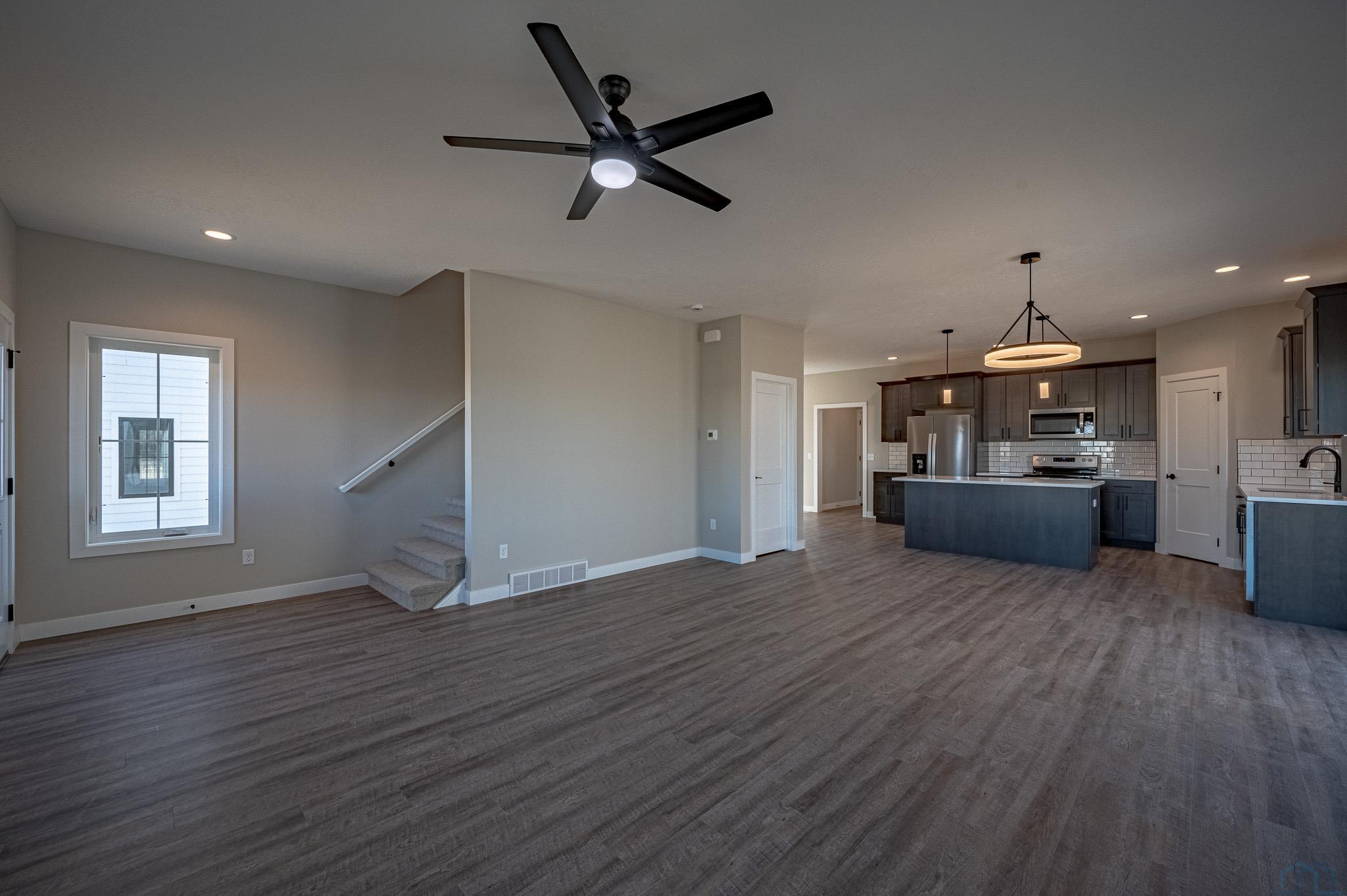 3344 Willow Gardens