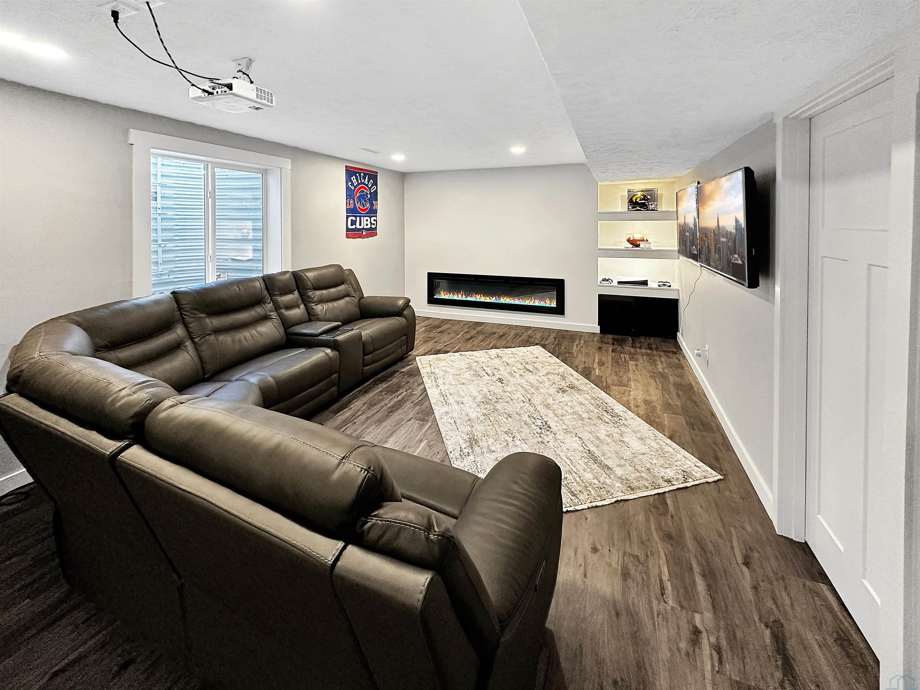 513 Apollo Rd