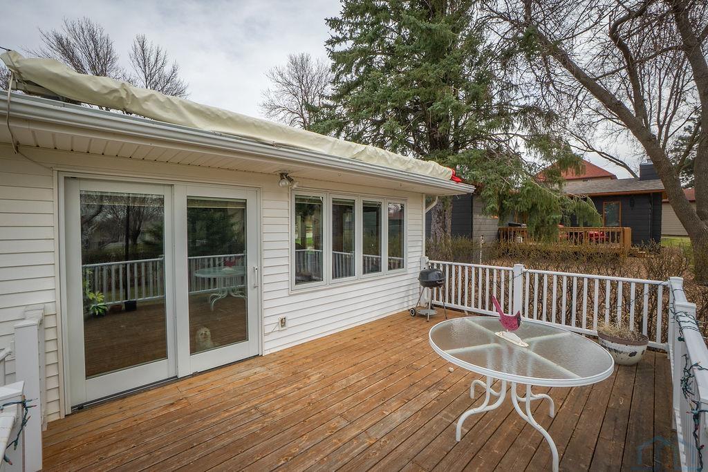 38 PROSPECT ST SW