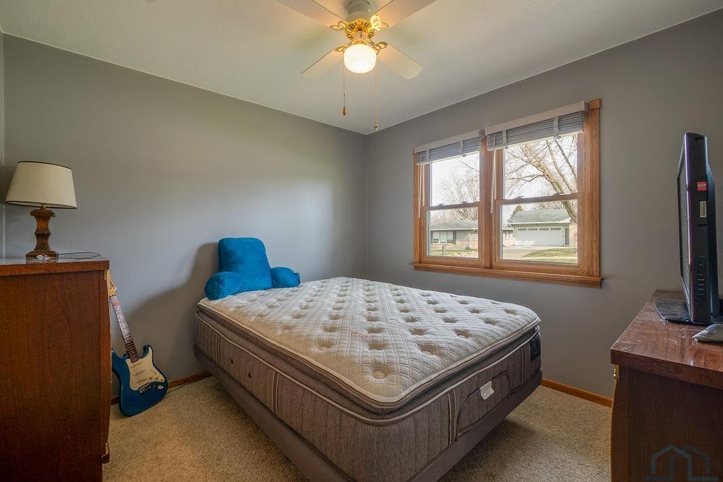 38 PROSPECT ST SW