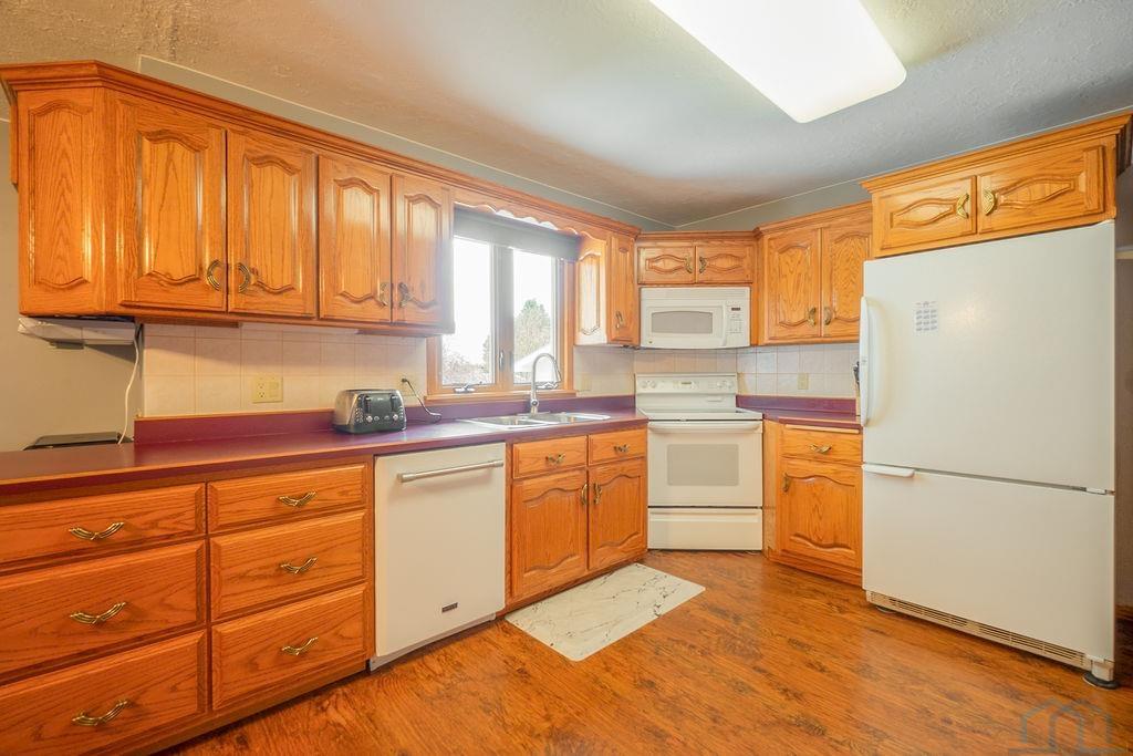 38 PROSPECT ST SW