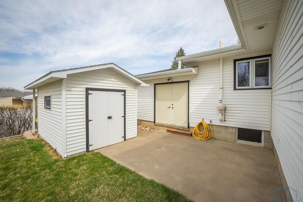 38 PROSPECT ST SW