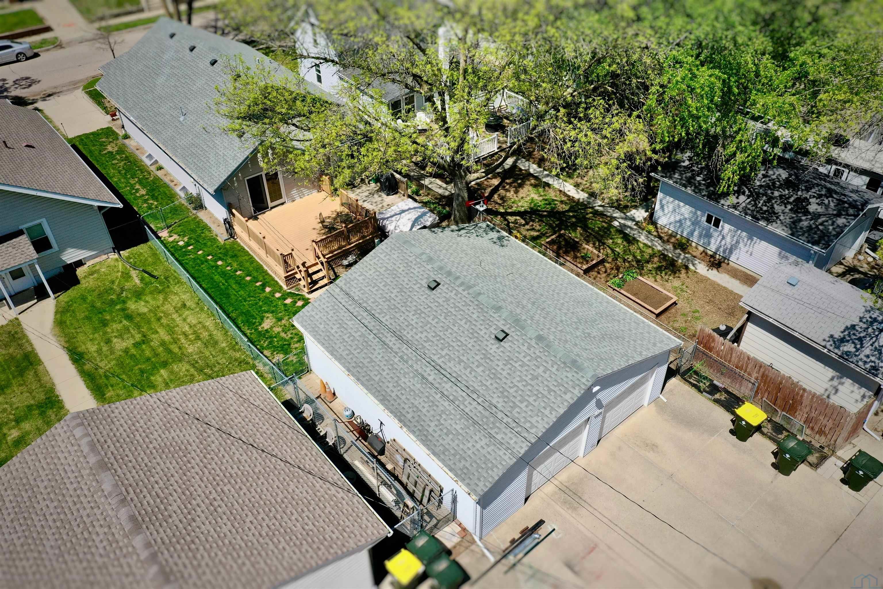 1830 S Cedar