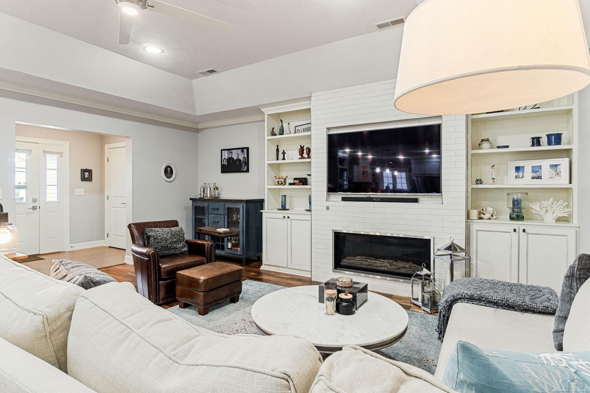421 Maupin Lane