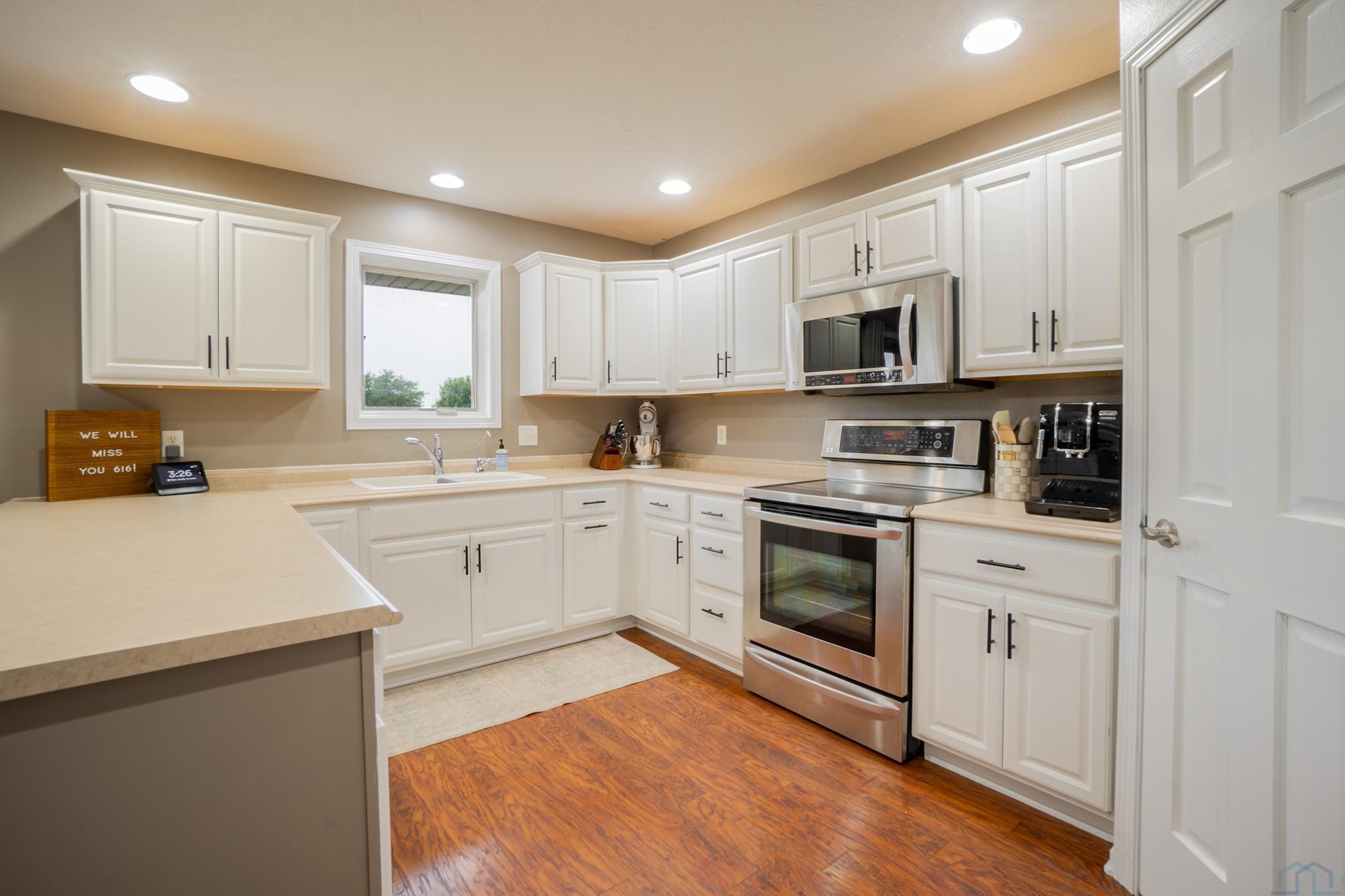 616 BRENTWOOD ST