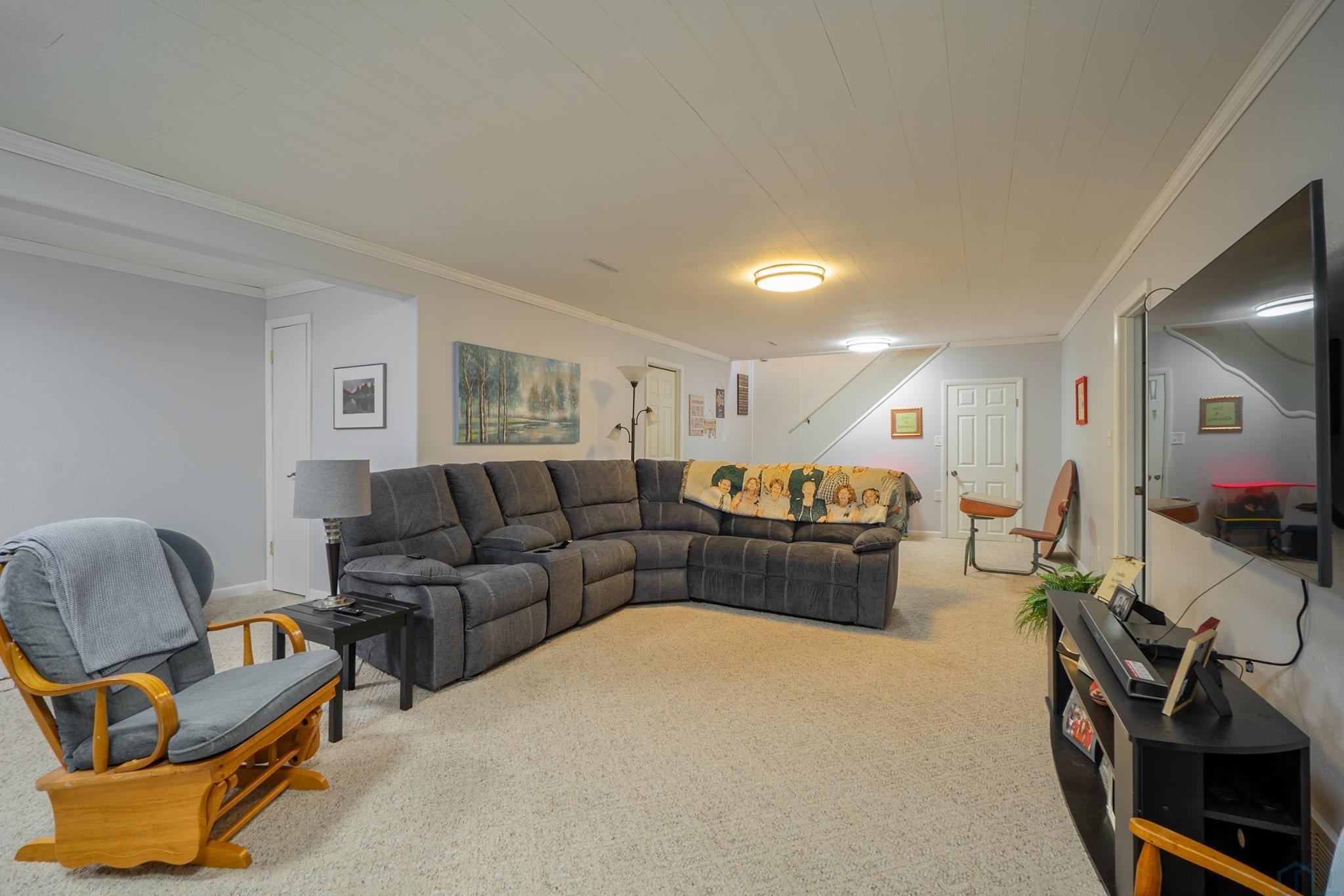 4408 CROWN POINT CT
