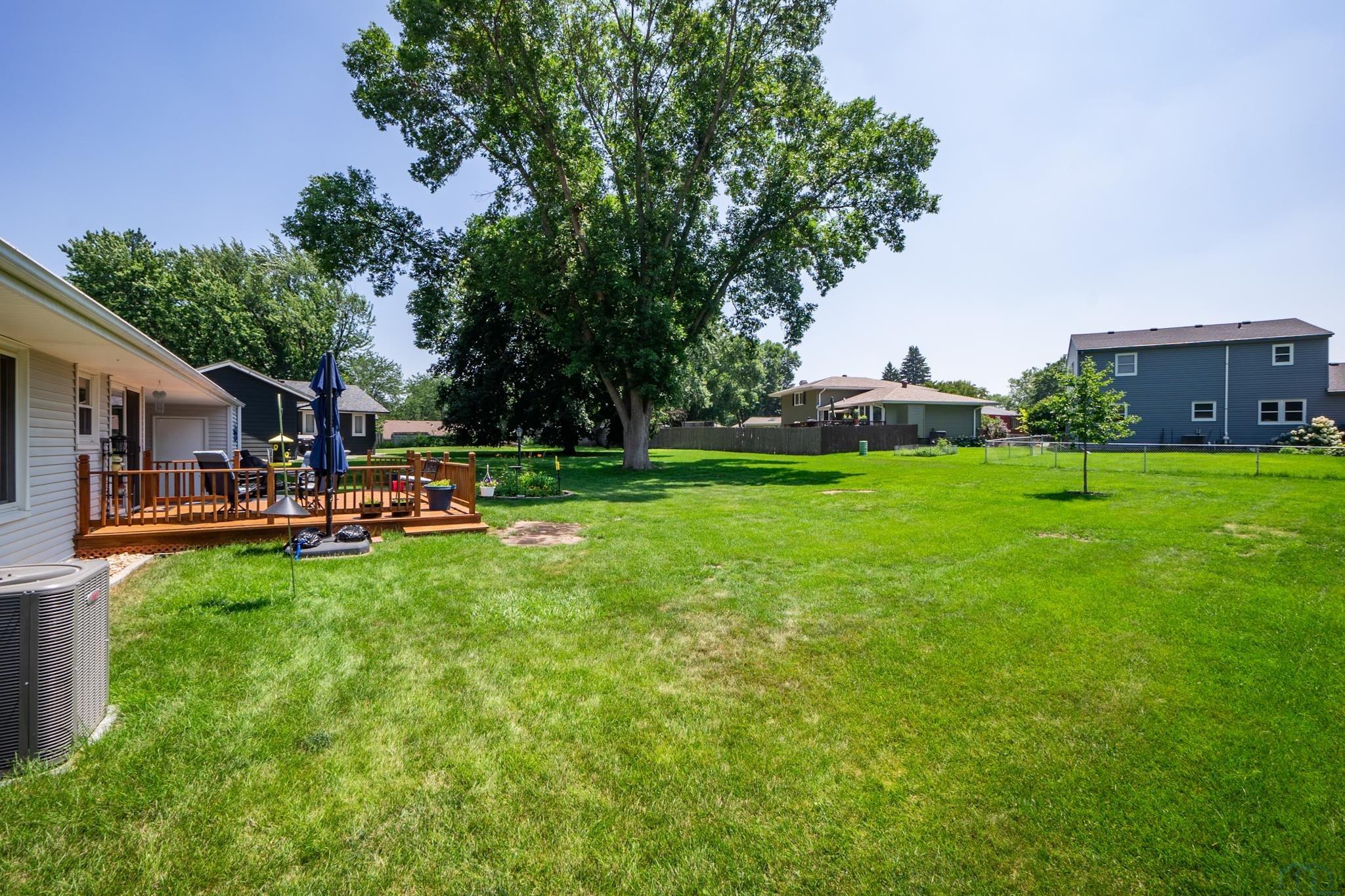 4408 CROWN POINT CT