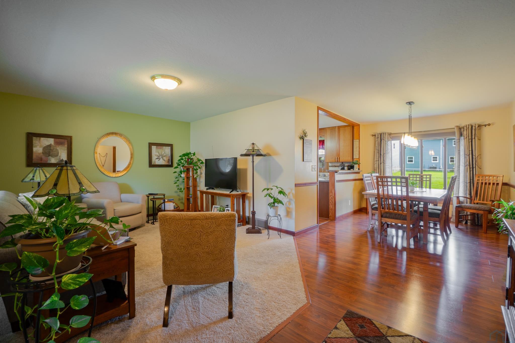 4408 CROWN POINT CT