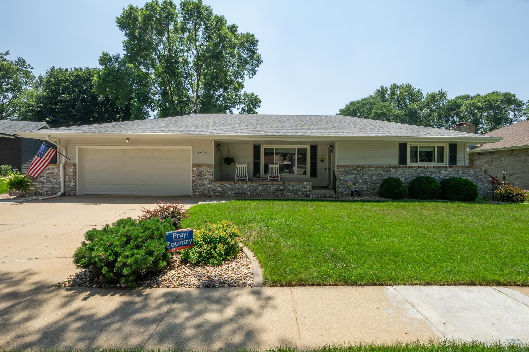 4408 CROWN POINT CT