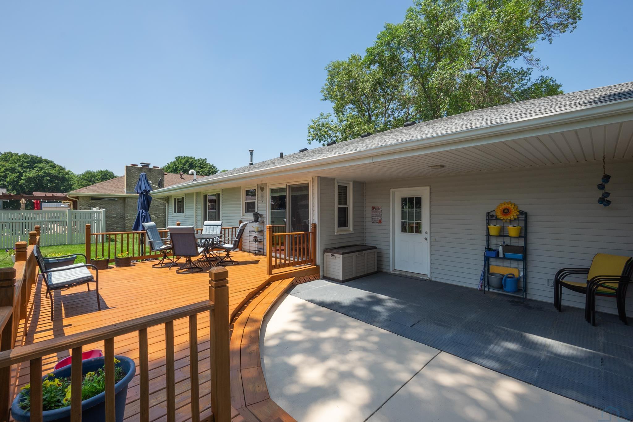 4408 CROWN POINT CT