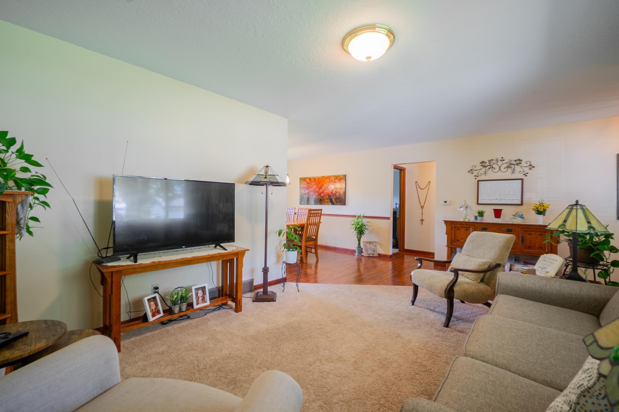 4408 CROWN POINT CT