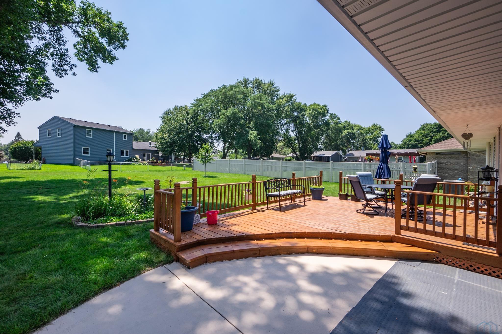 4408 CROWN POINT CT