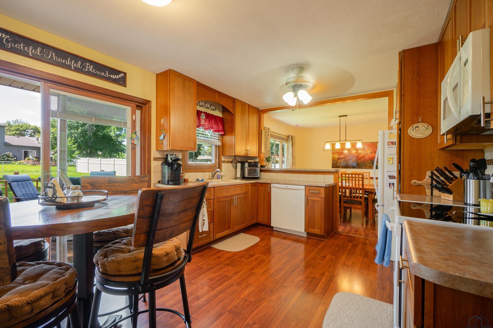 4408 CROWN POINT CT