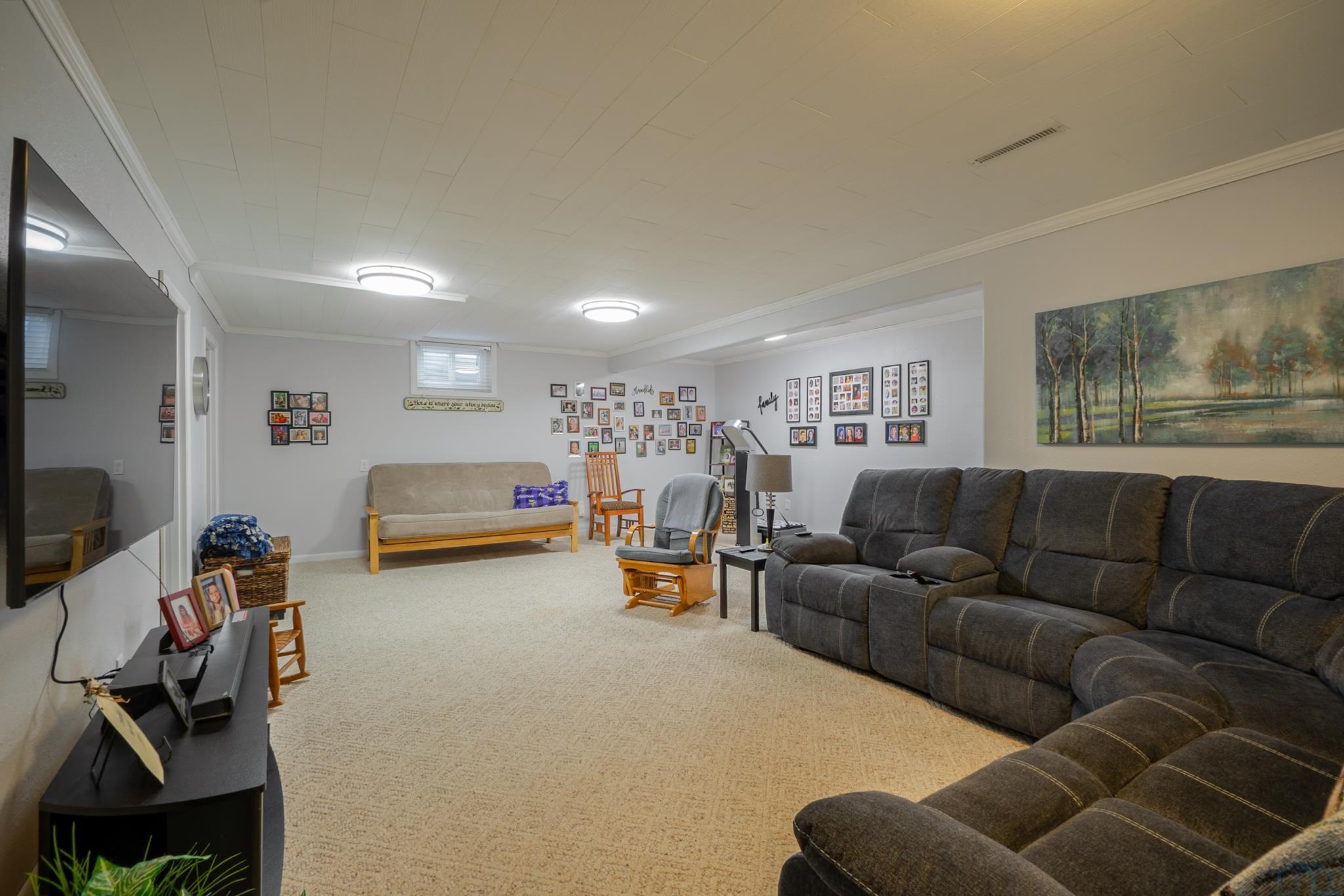 4408 CROWN POINT CT
