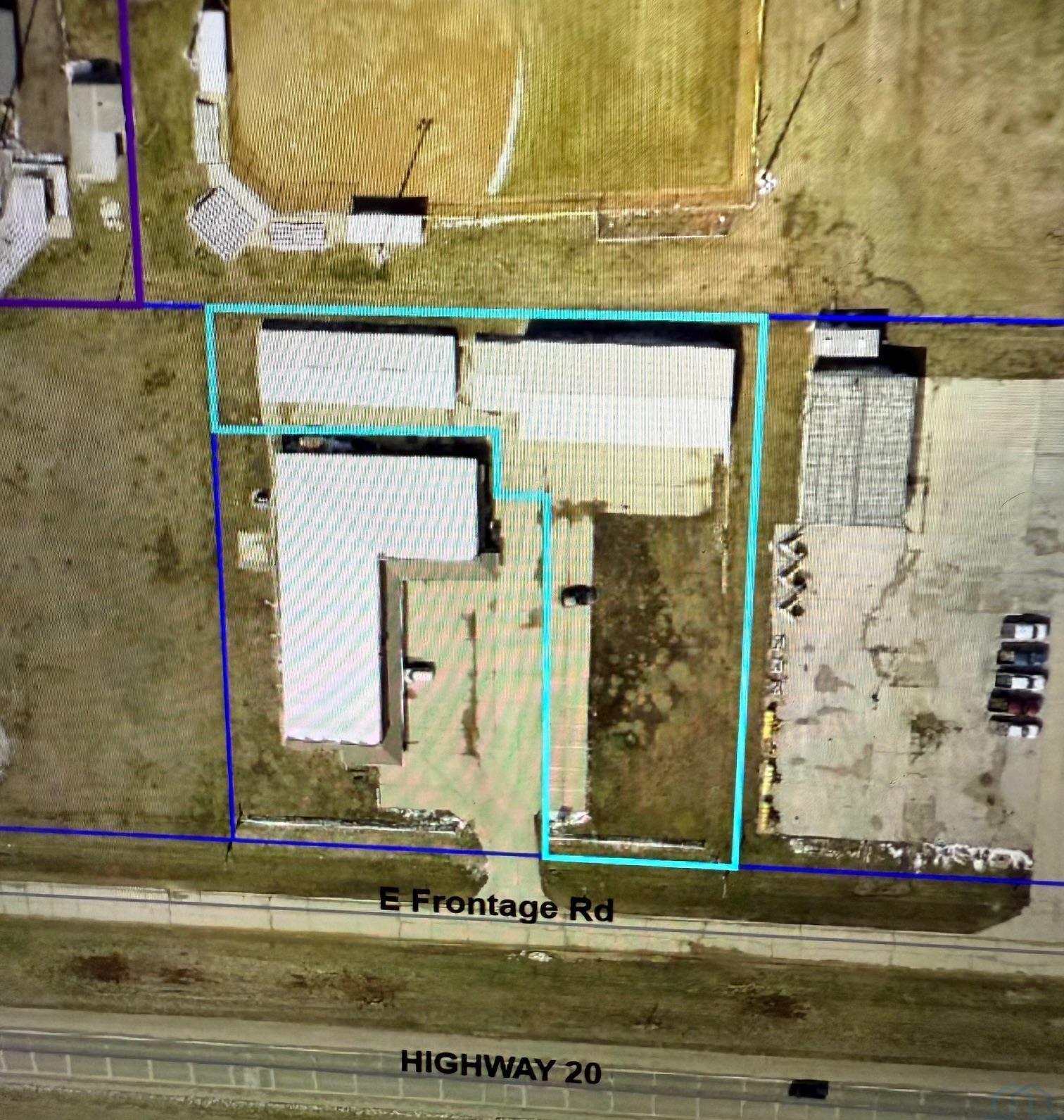 743 E FRONTAGE RD