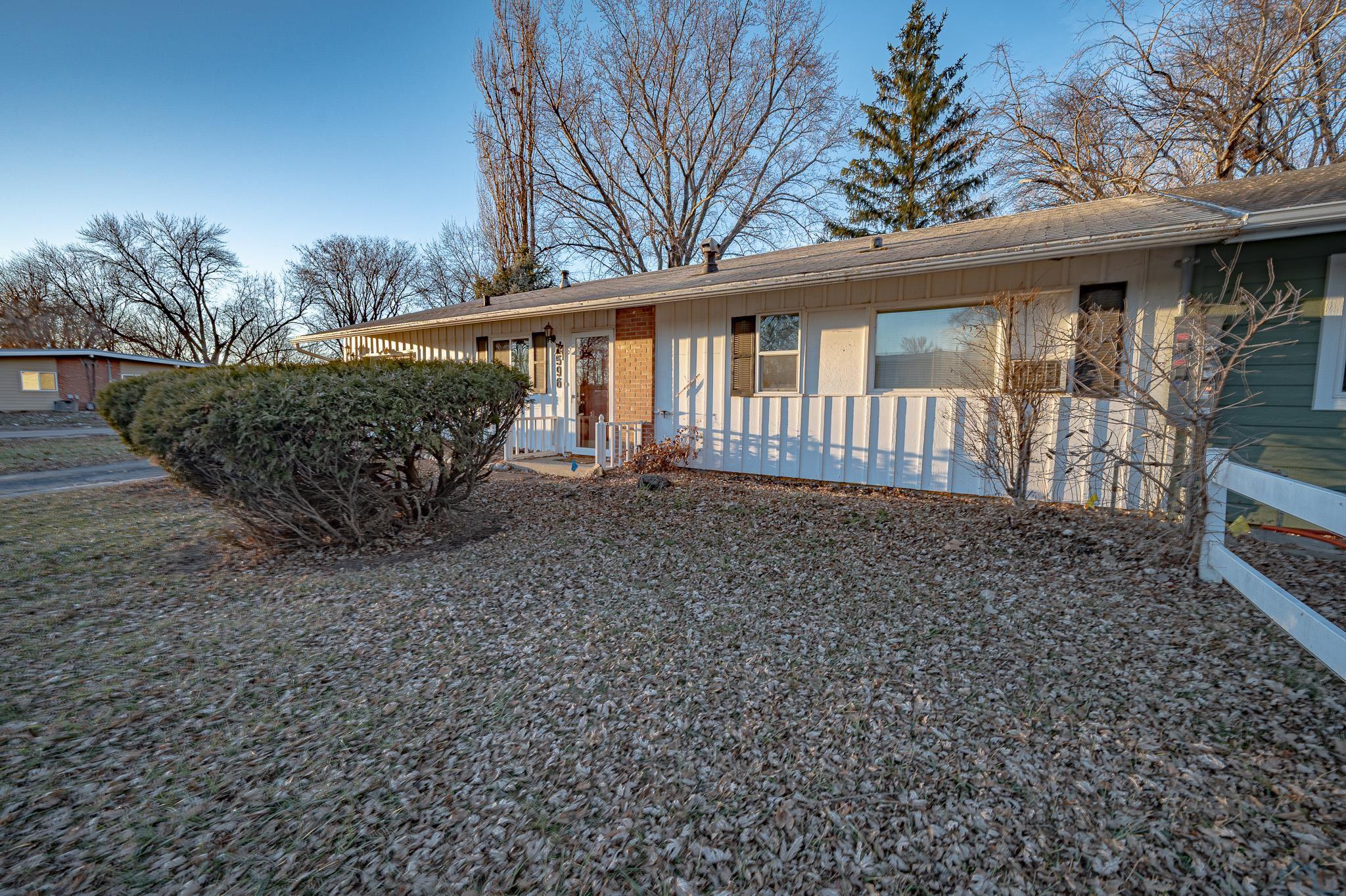 1596 Harrington Loop