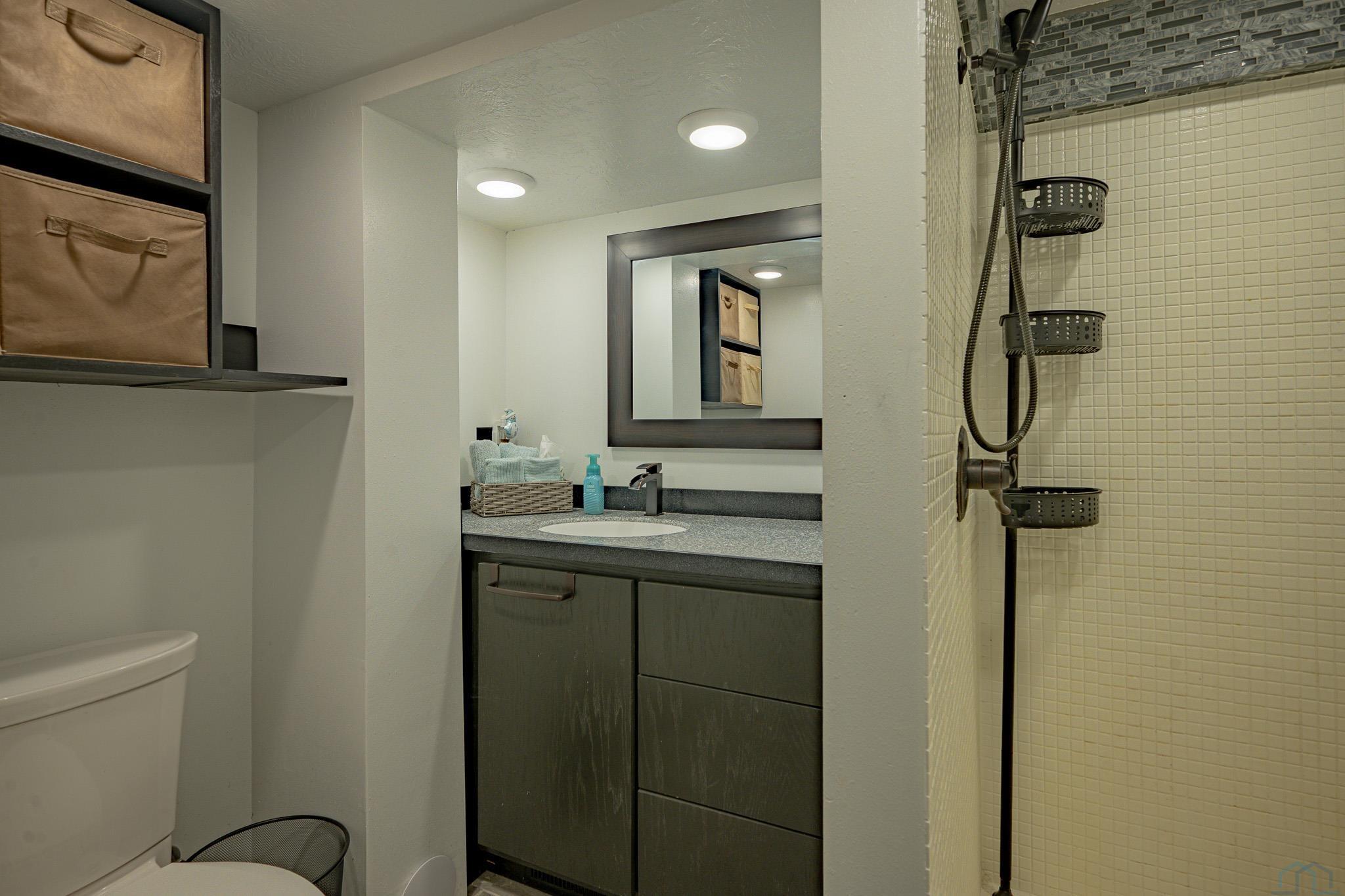 905 S SAINT MARYS ST