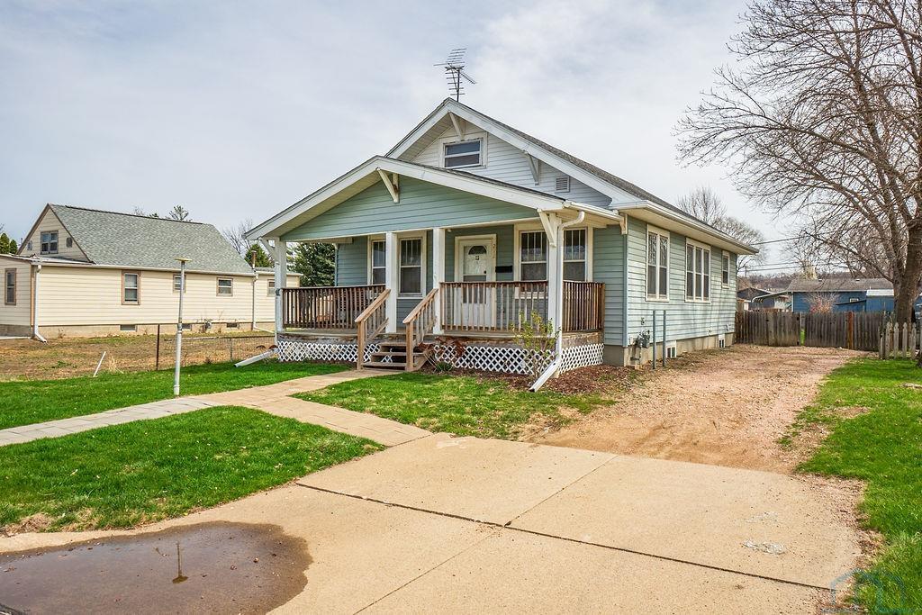 212 WALLACE AVE