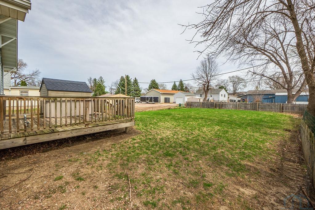 212 WALLACE AVE